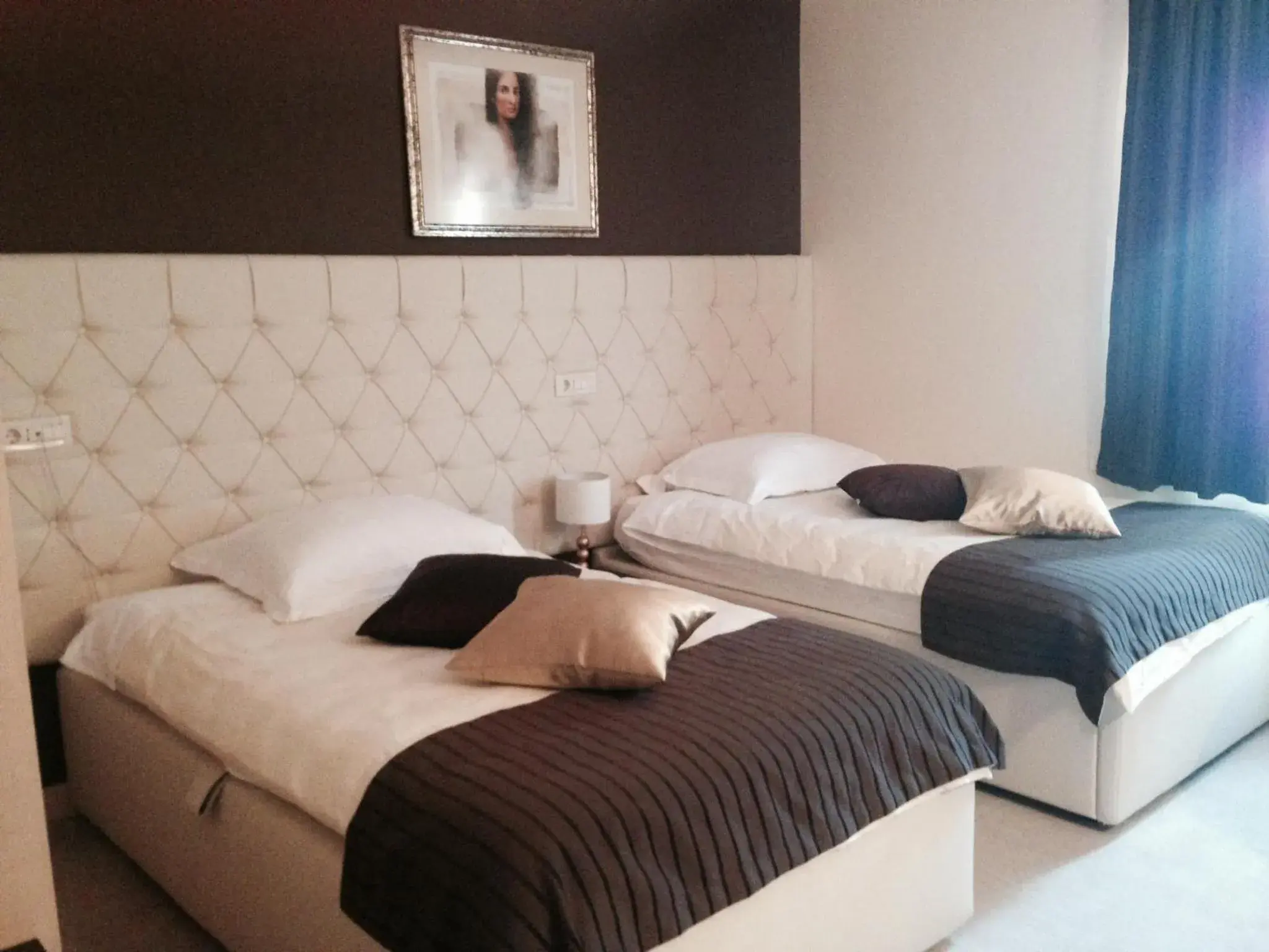 Double Room in Hotel Consul Double Room in Hotel Consul
