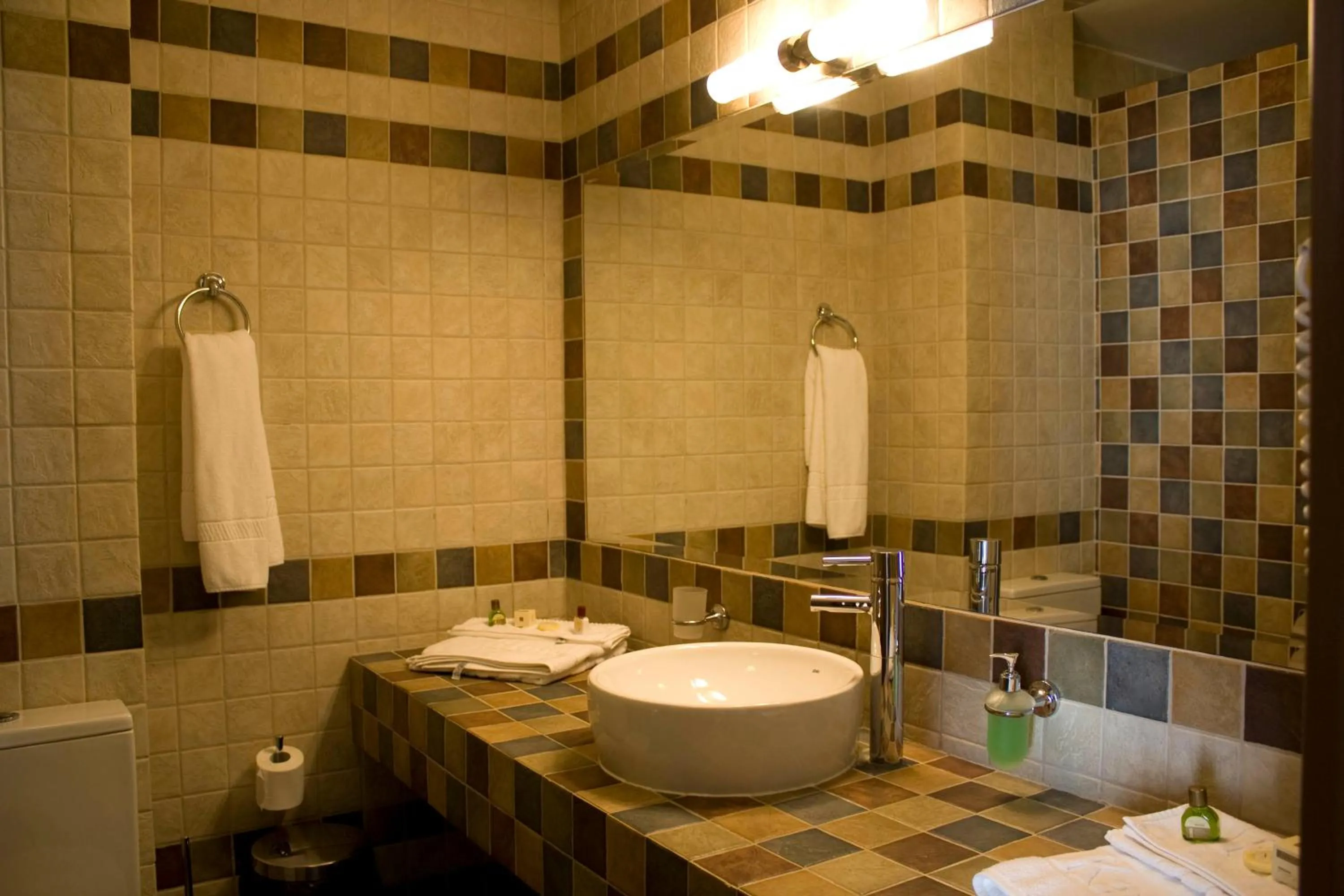 Double or Twin Room - single occupancy in C&C Karo Resort