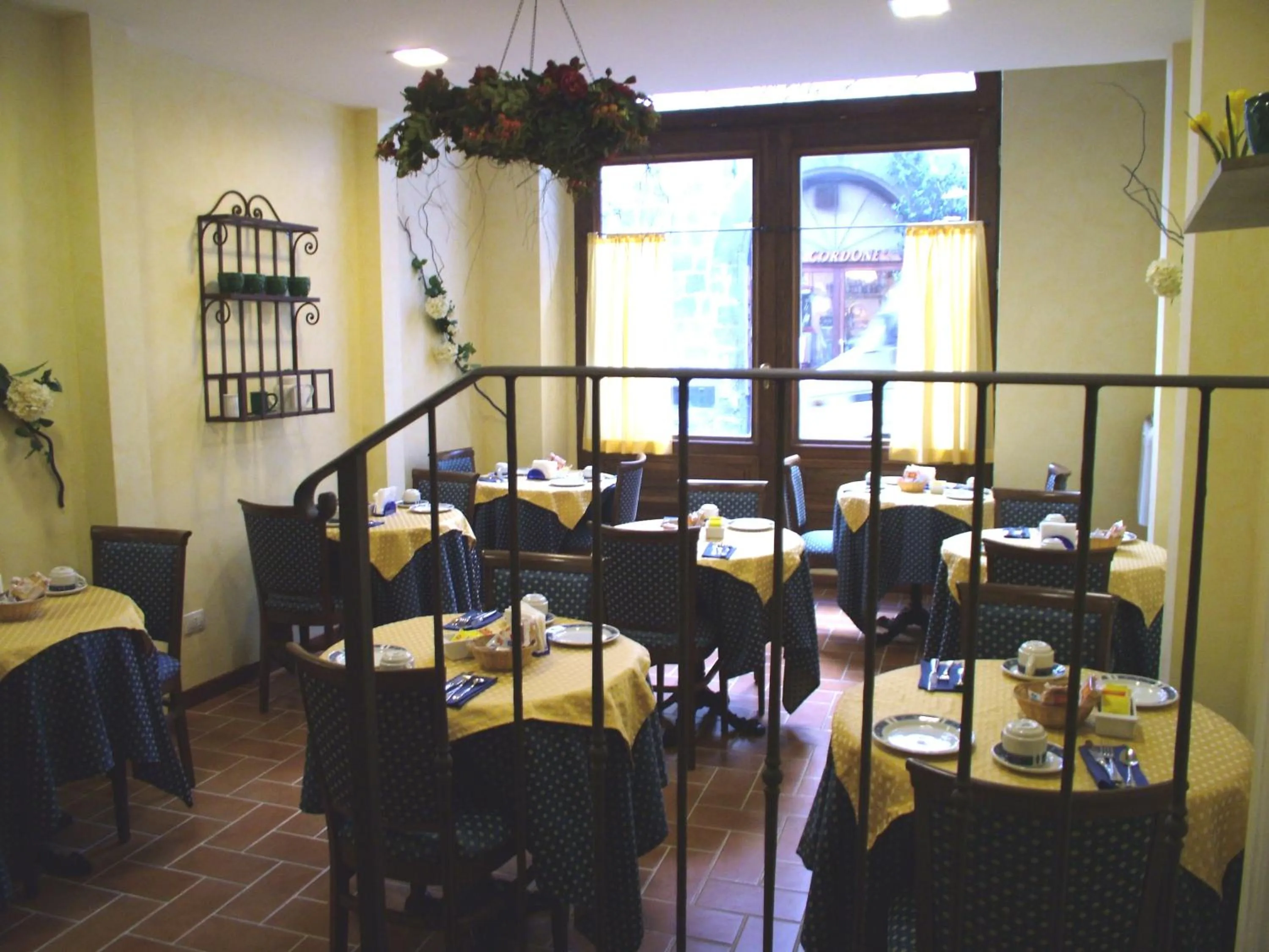 Restaurant/places to eat in Hotel Filippeschi