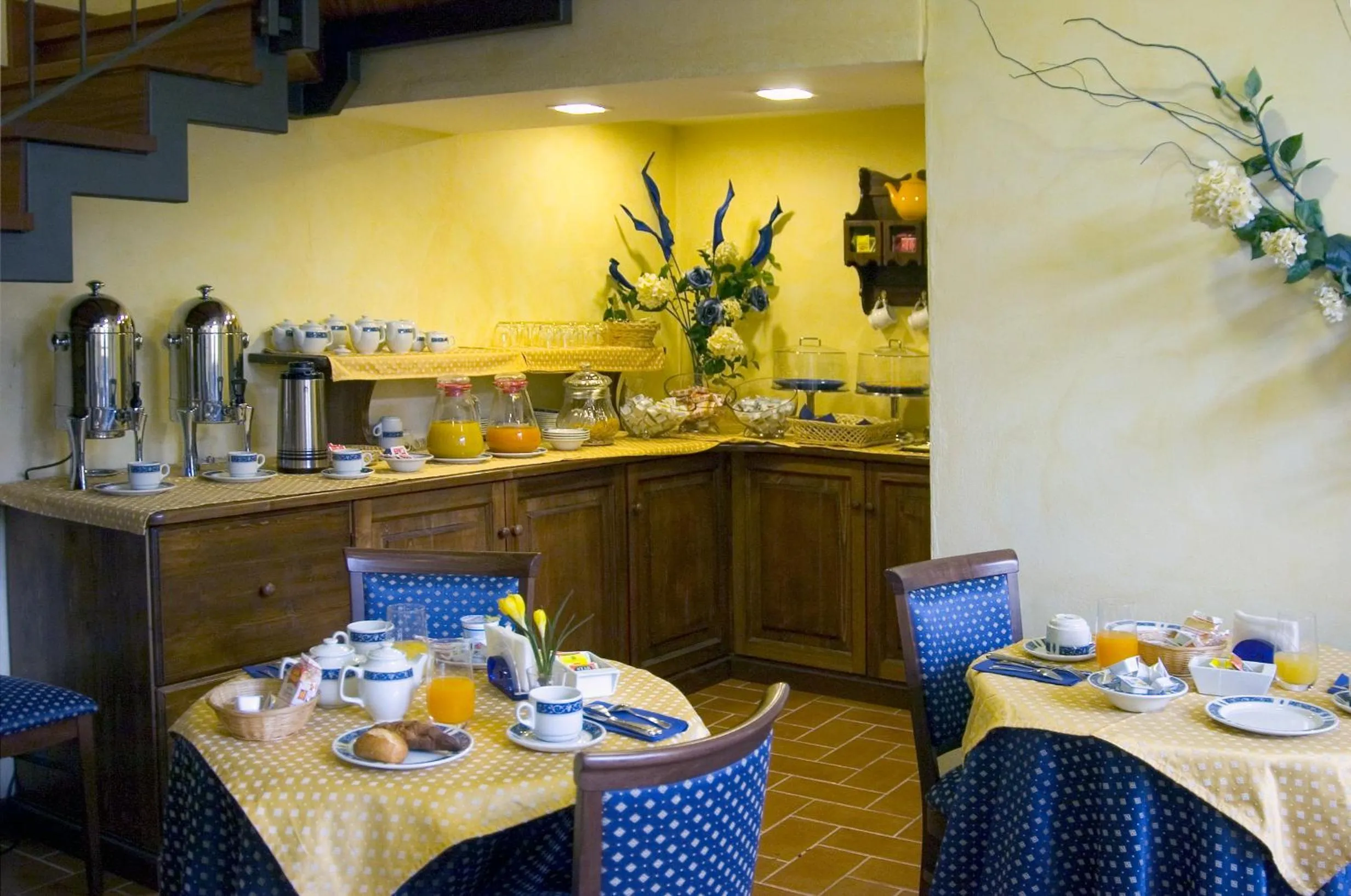 Restaurant/places to eat in Hotel Filippeschi