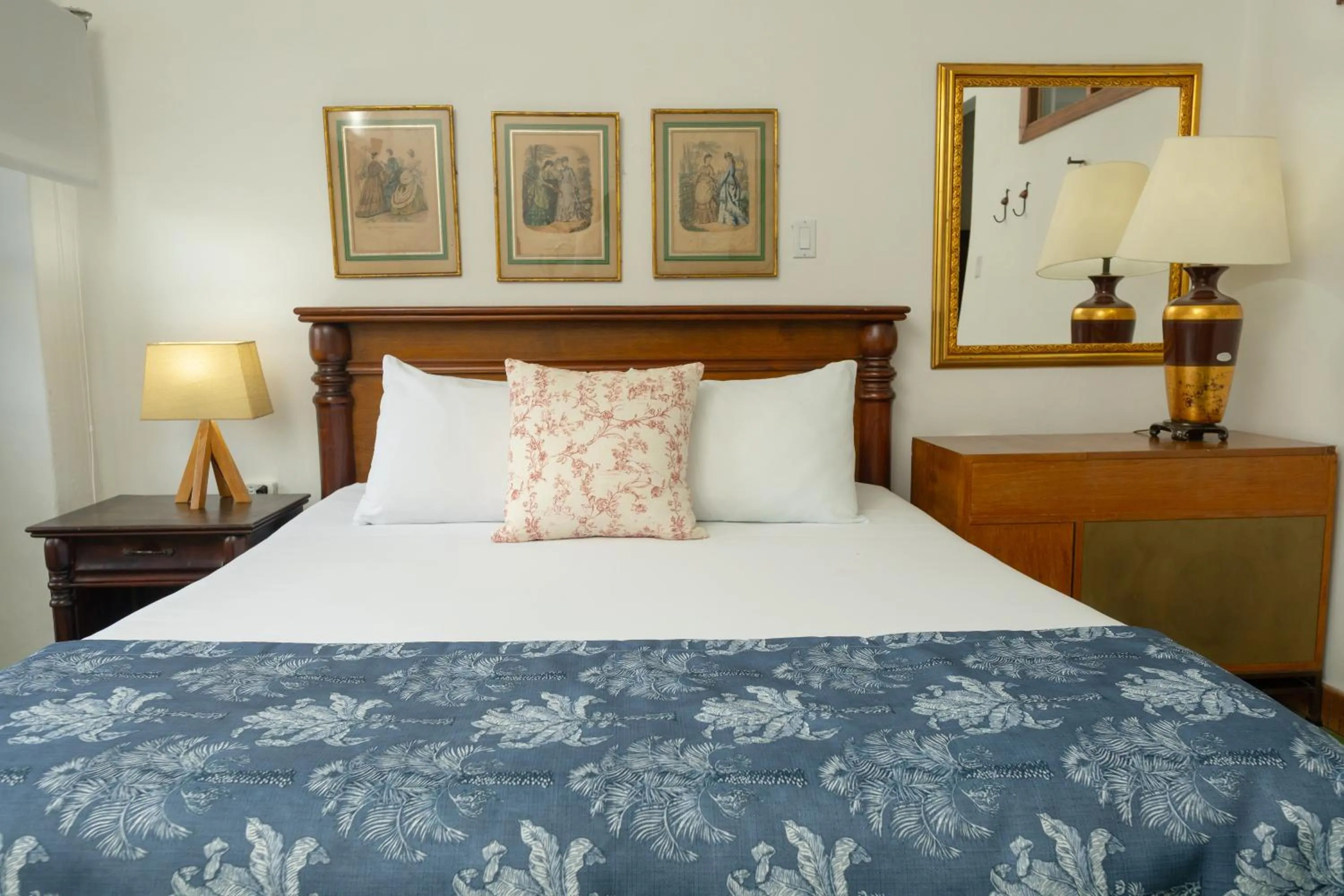 Bed in Hotel Mariscal Robledo