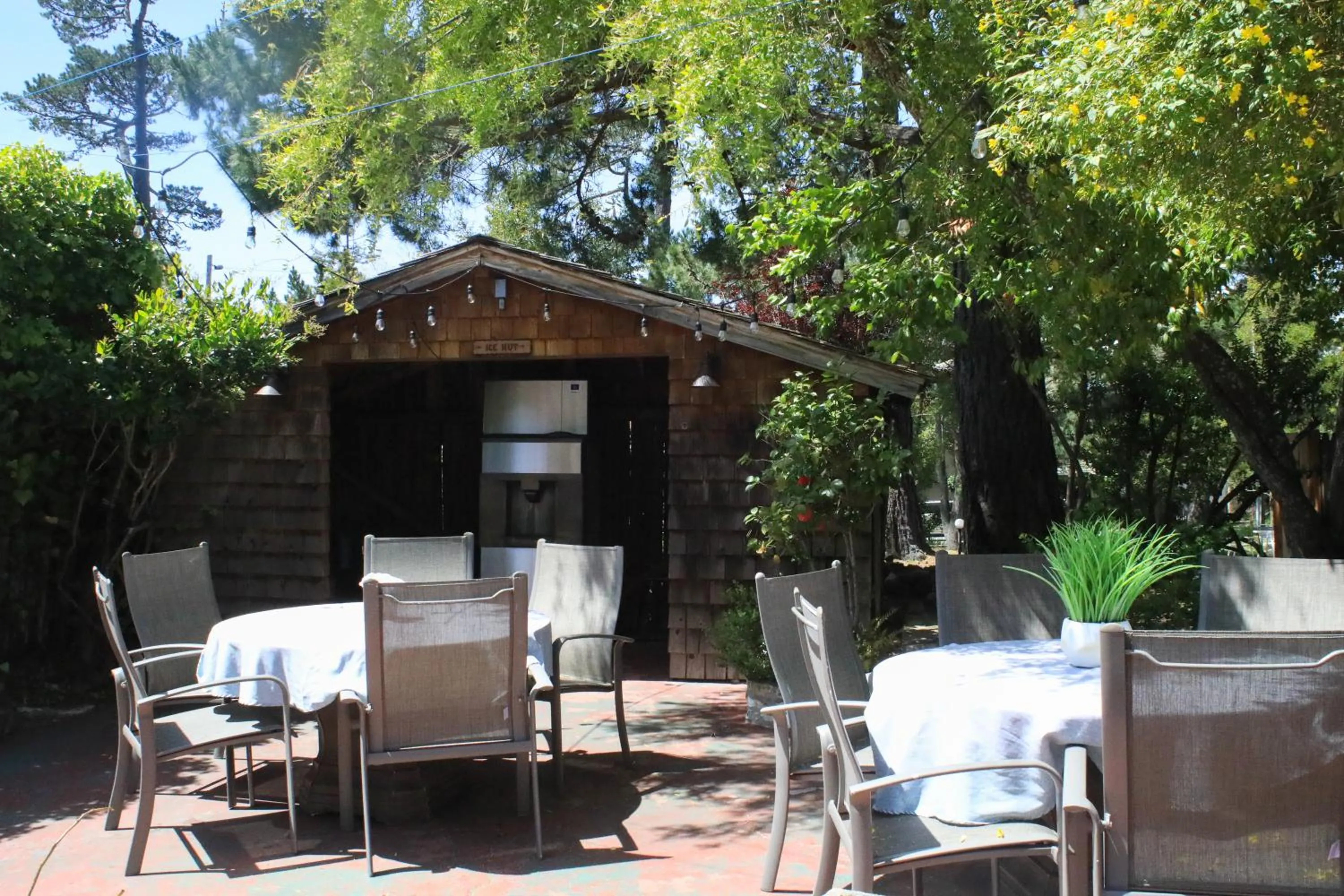 Garden in Carmel Resort Inn