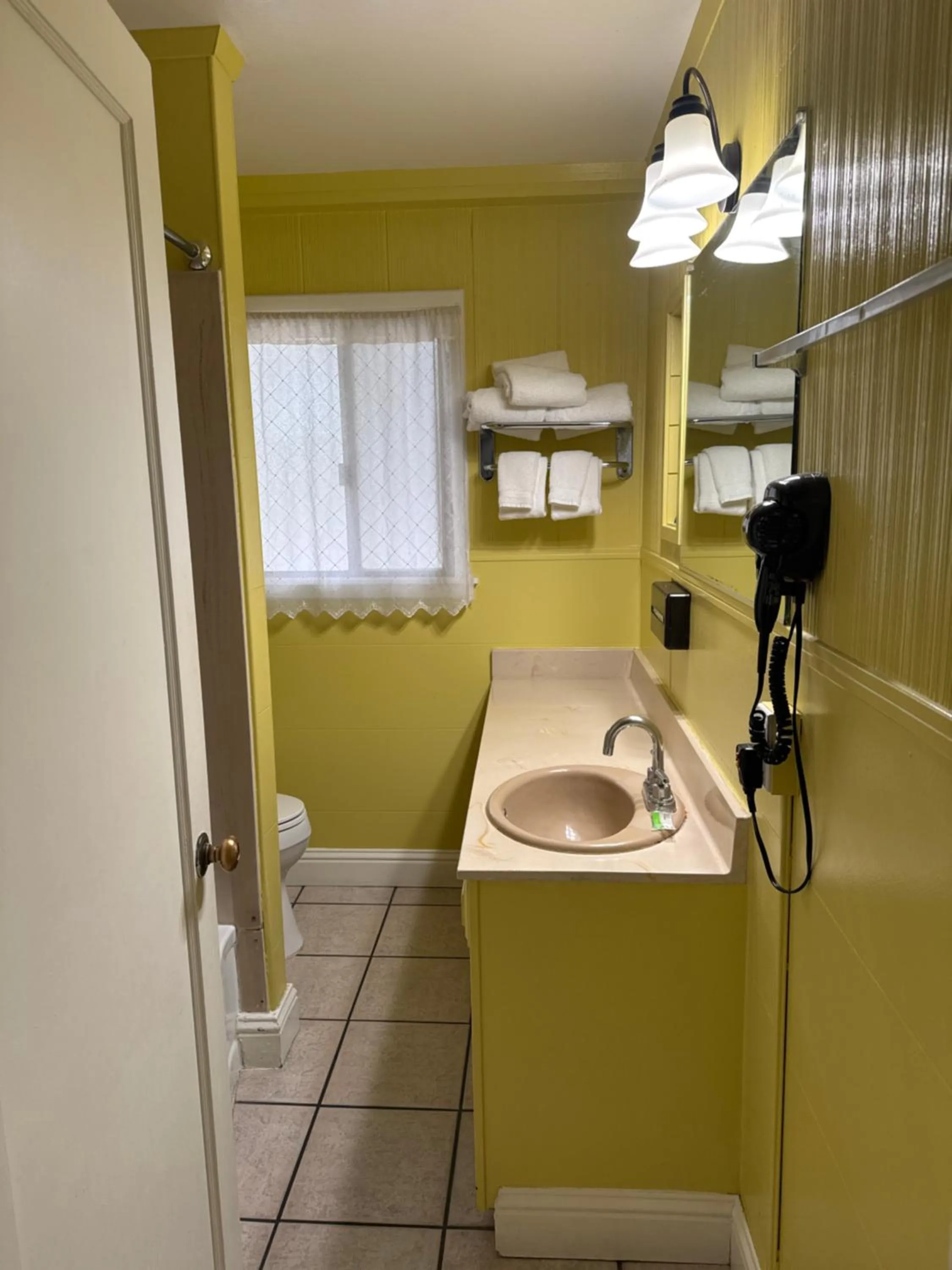 Bathroom in Carmel Resort Inn