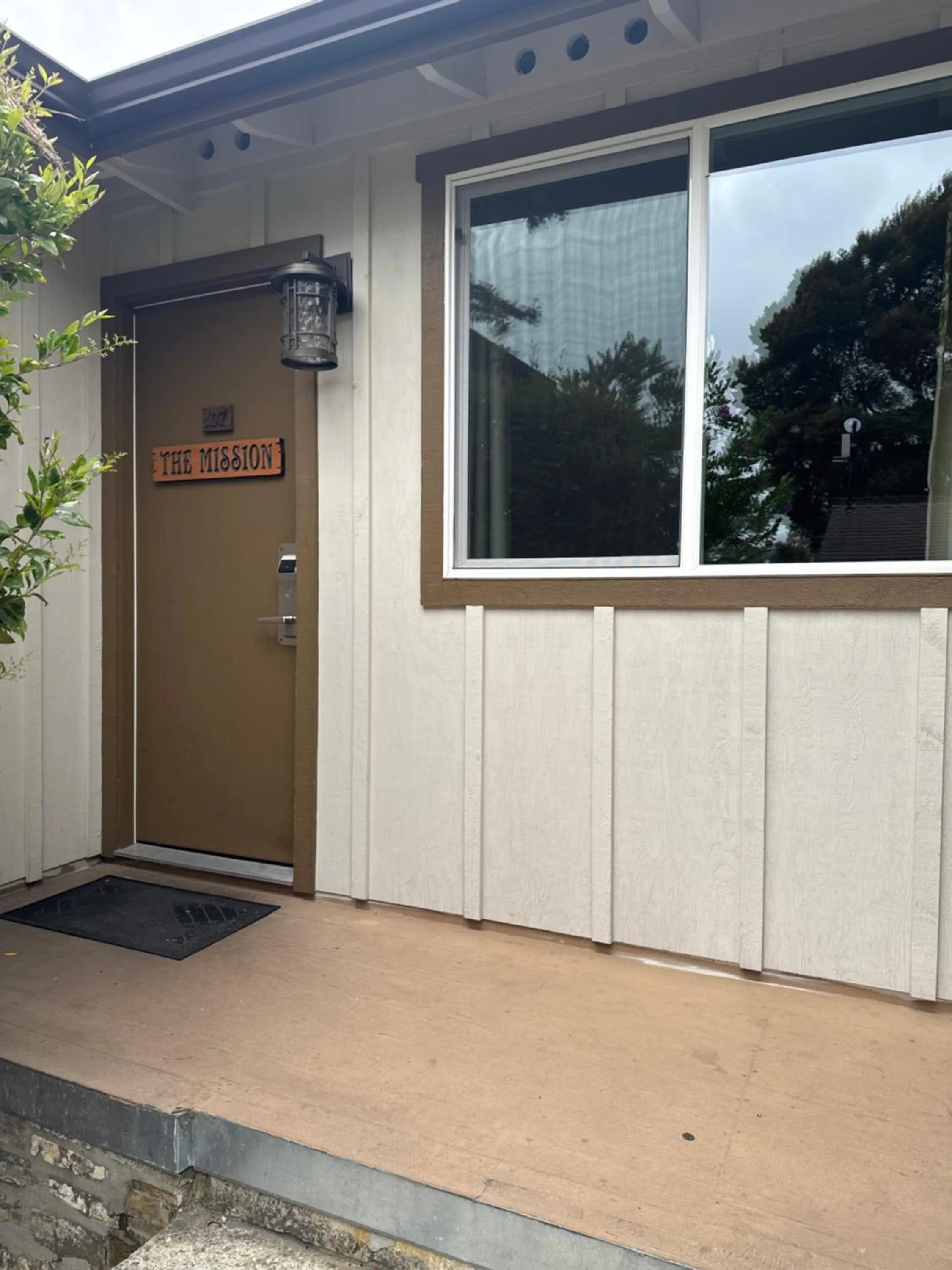 Facade/entrance in Carmel Resort Inn