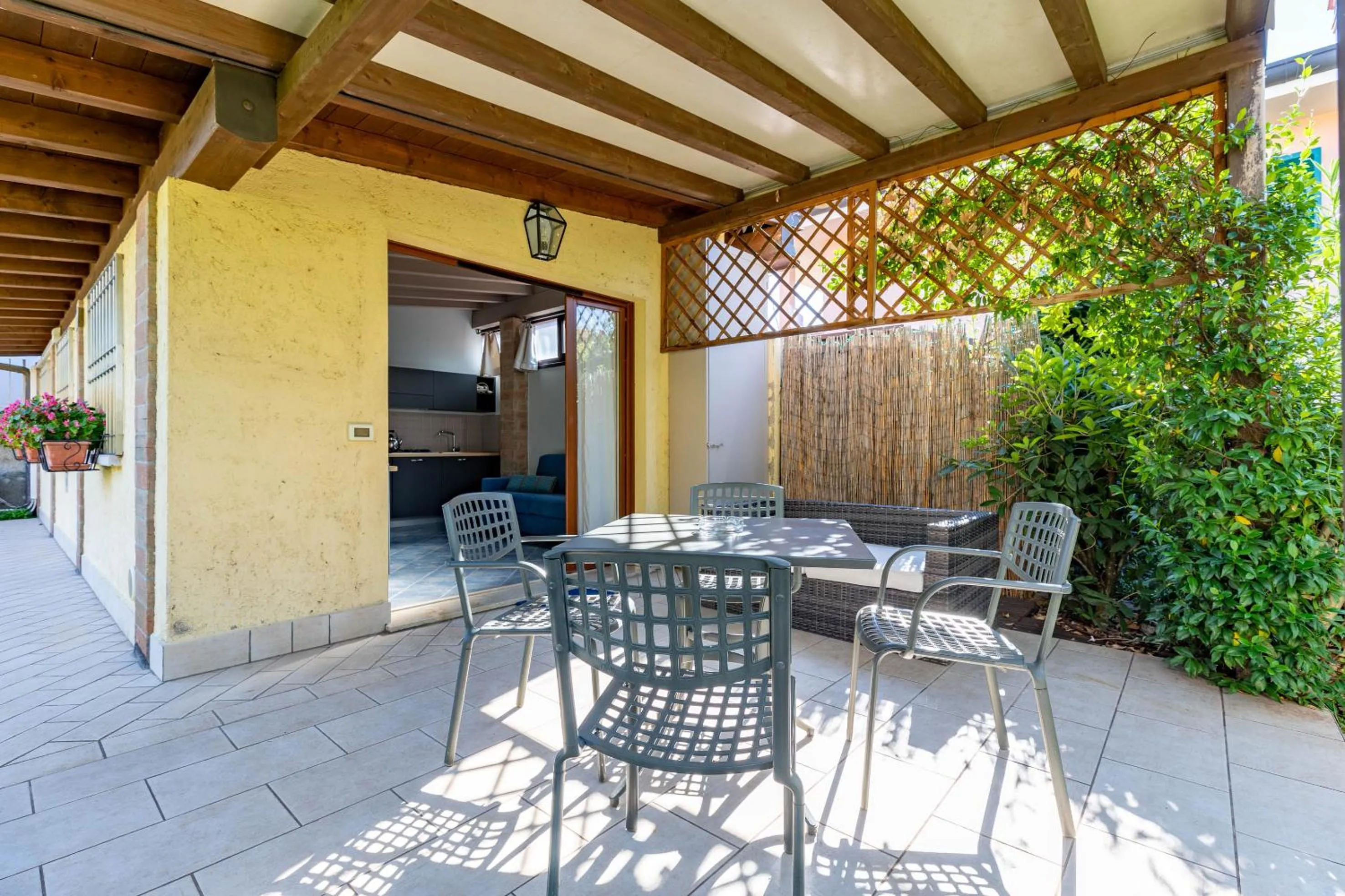 Patio in Residence Il Melograno