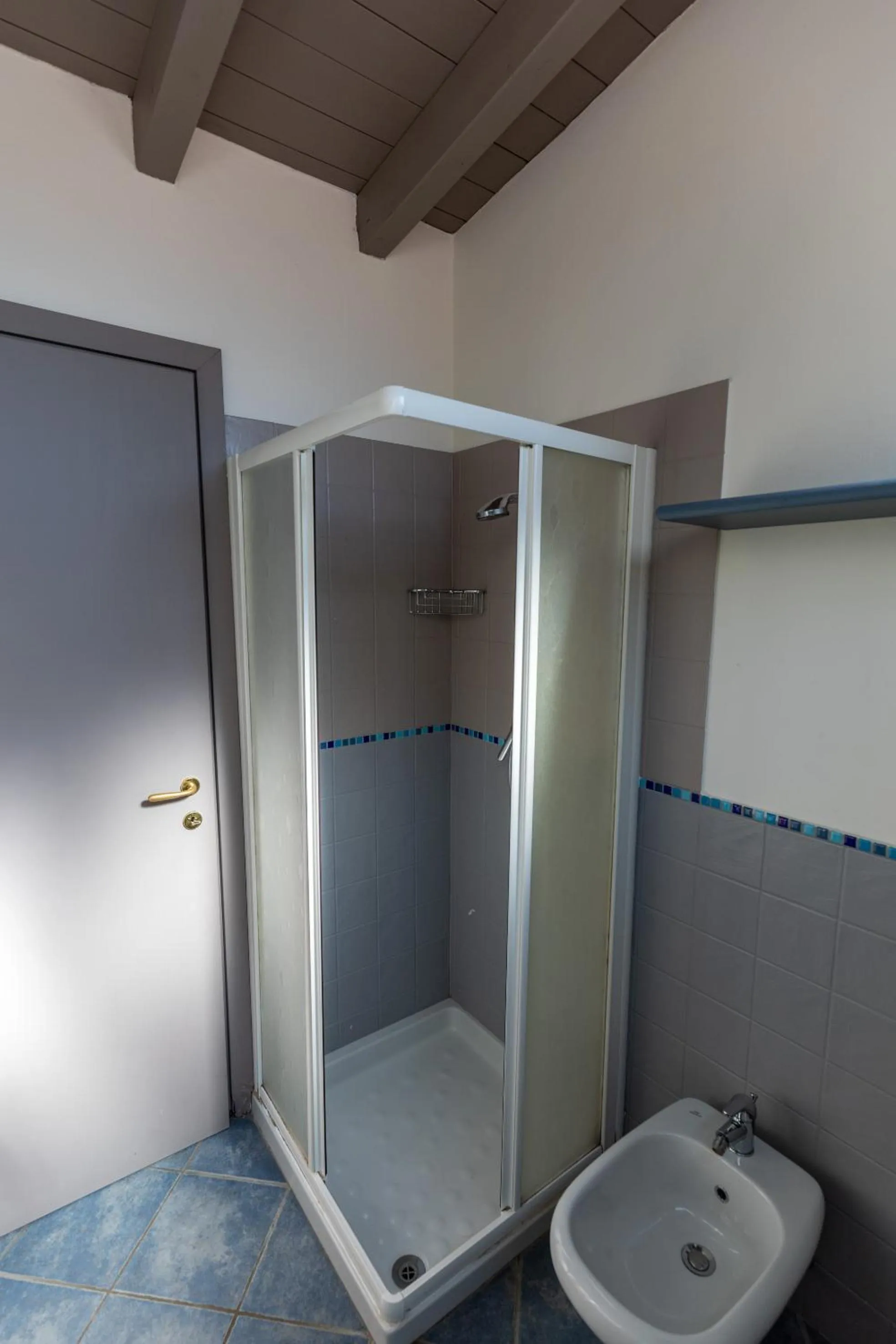 Shower in Residence Il Melograno