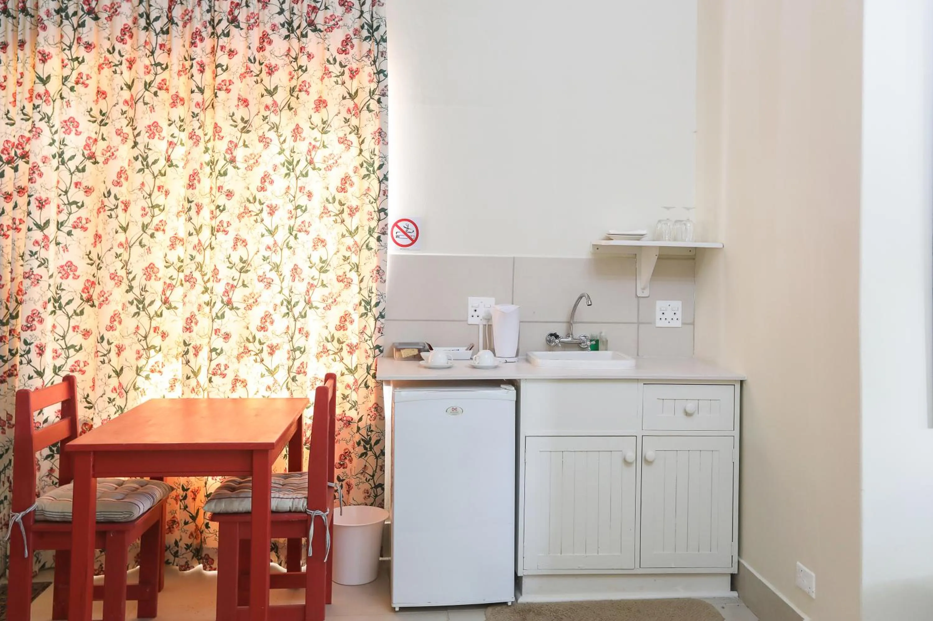 Coffee/tea facilities in Green Olive Guesthouse