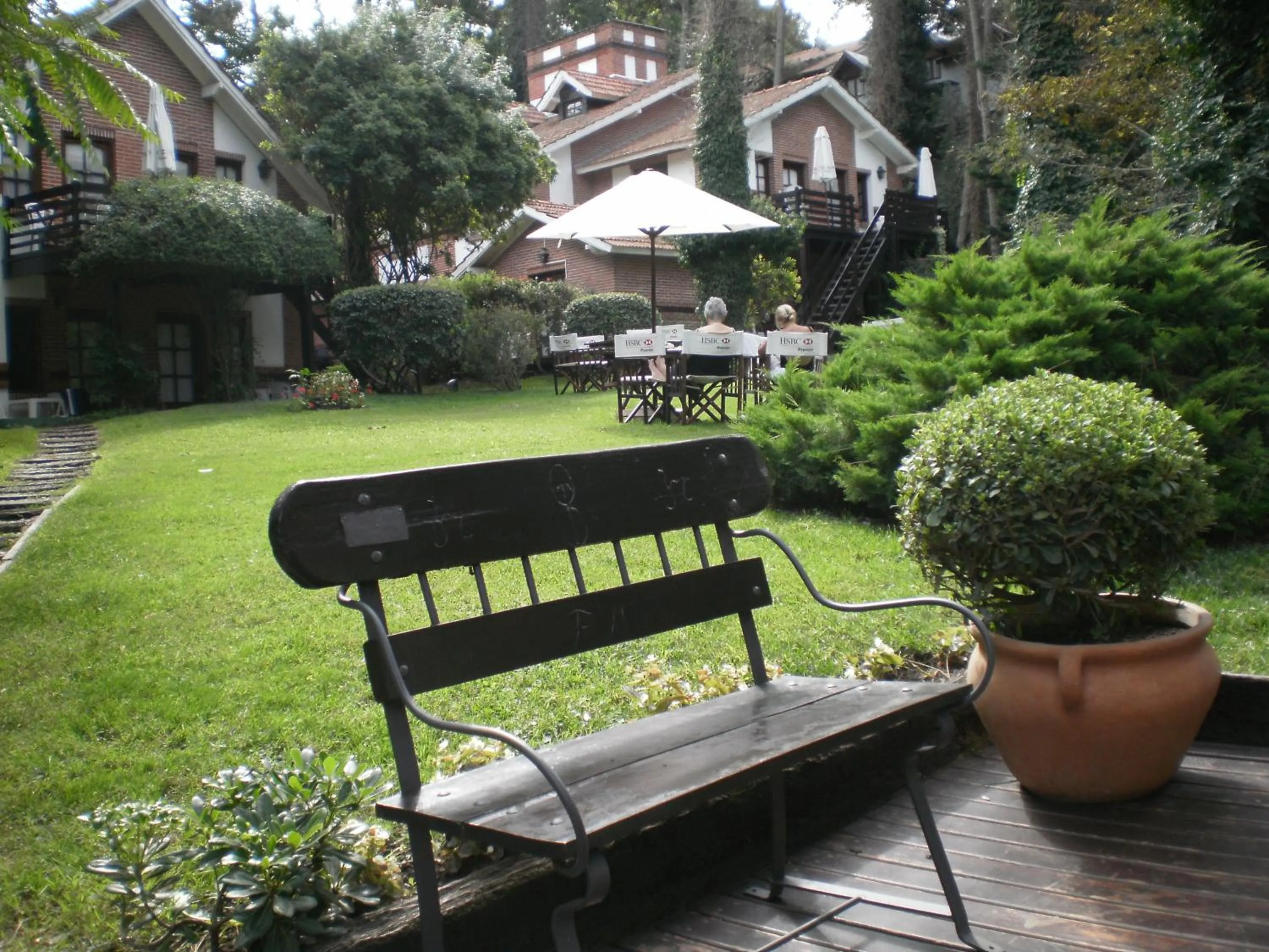 Garden in Posada del Bosque By HS