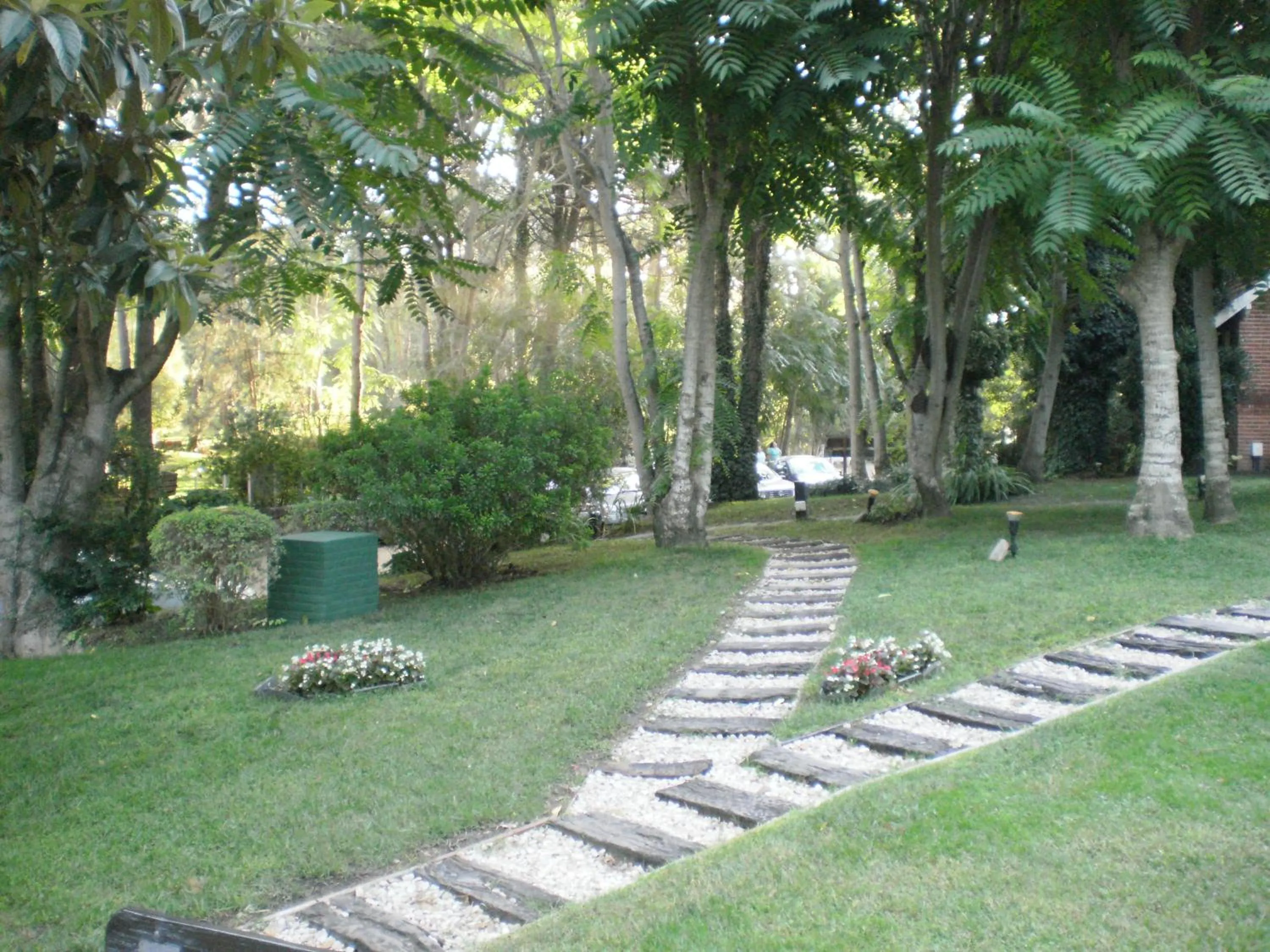 Garden in Posada del Bosque By HS