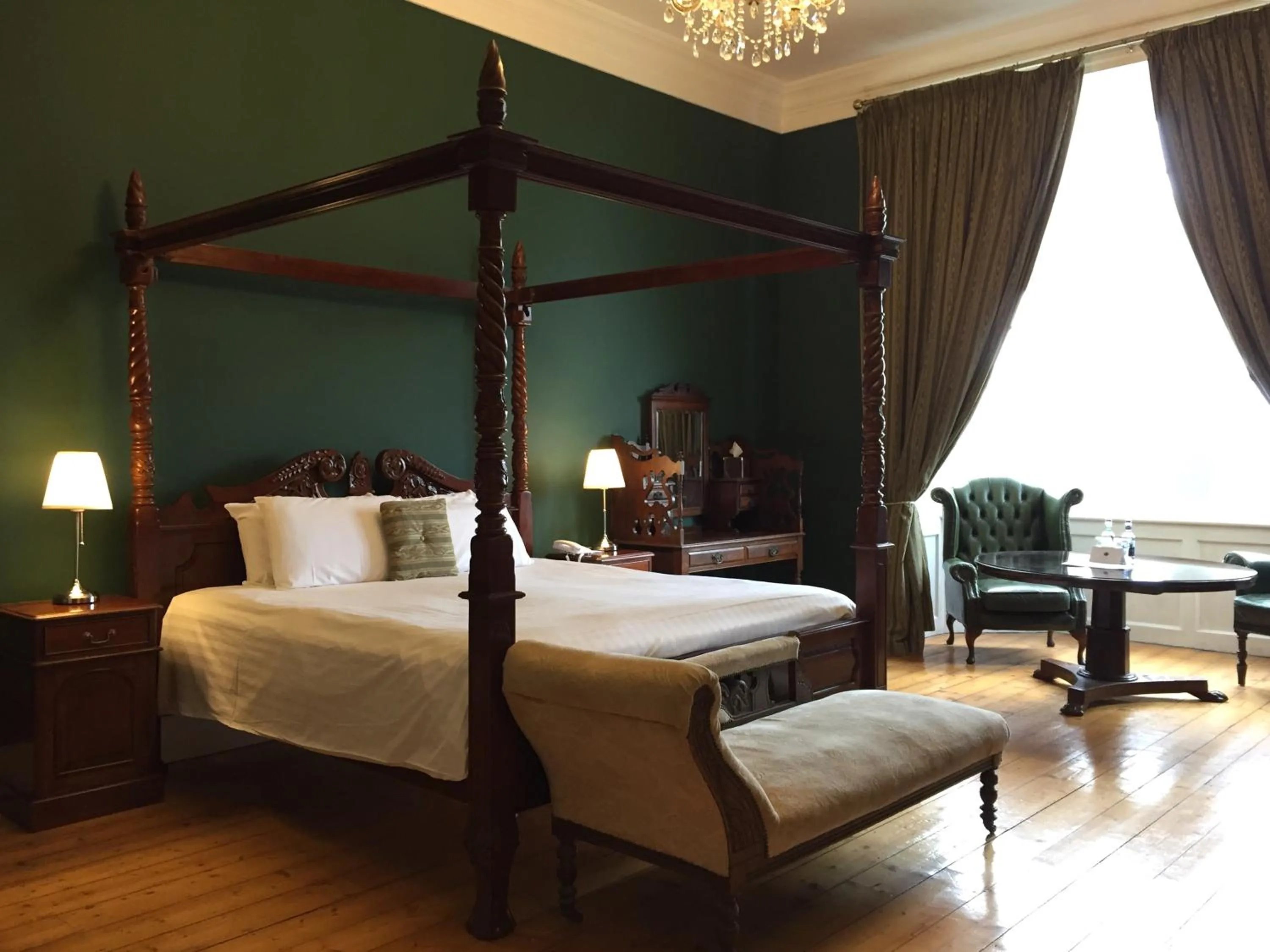 Photo of the whole room, Bed in Kinnitty Castle Hotel