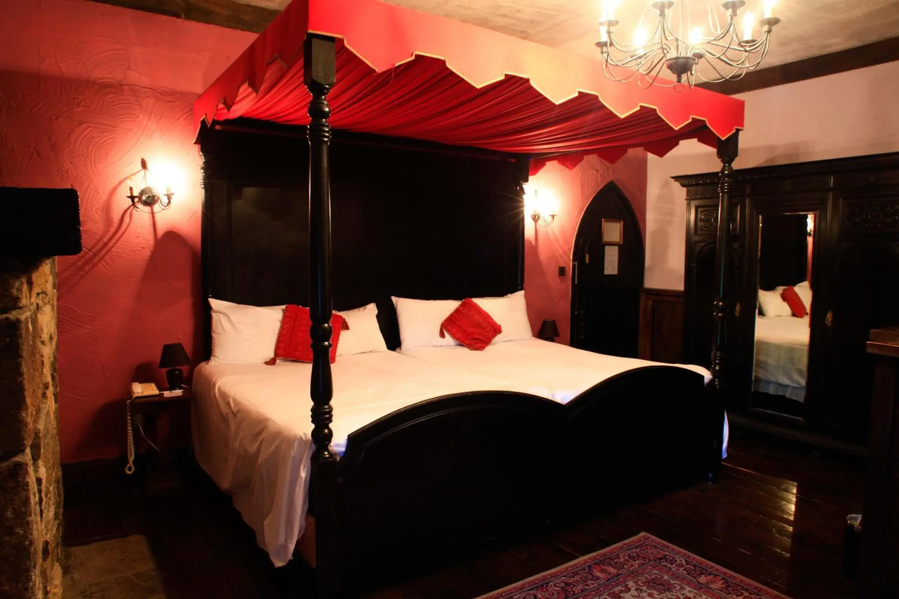 Standard Double Room in Kinnitty Castle Hotel Standard Double Room in Kinnitty Castle Hotel