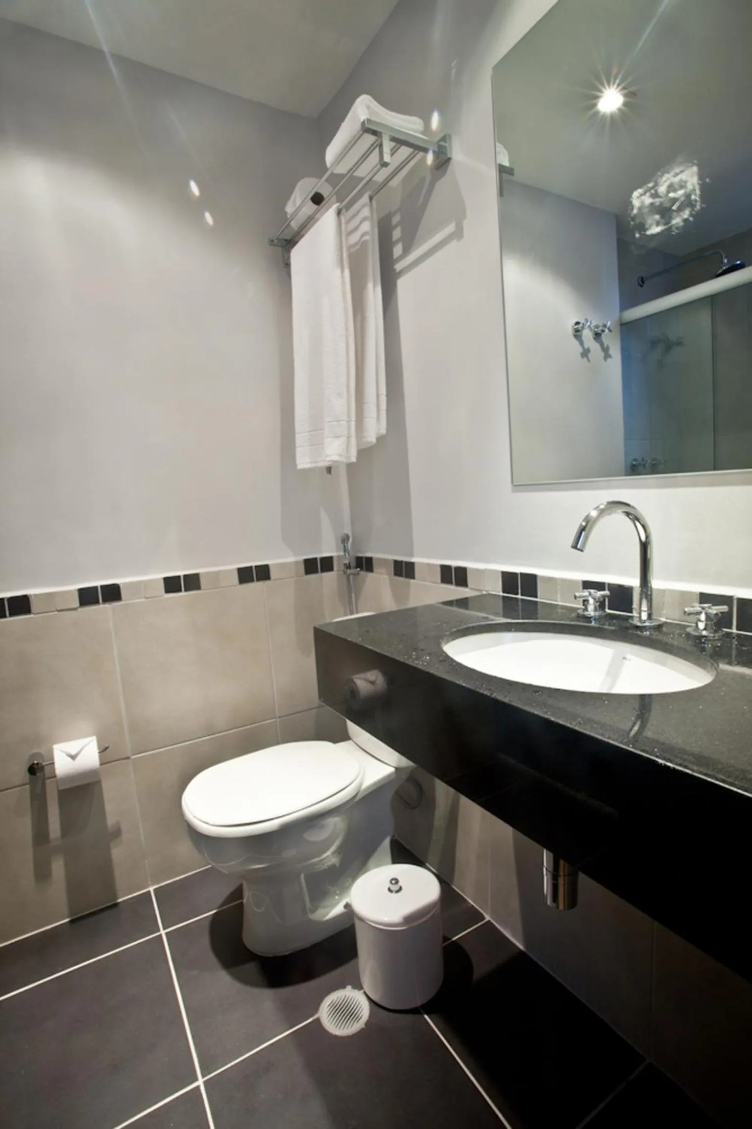 Toilet in H3 Hotel Paulista