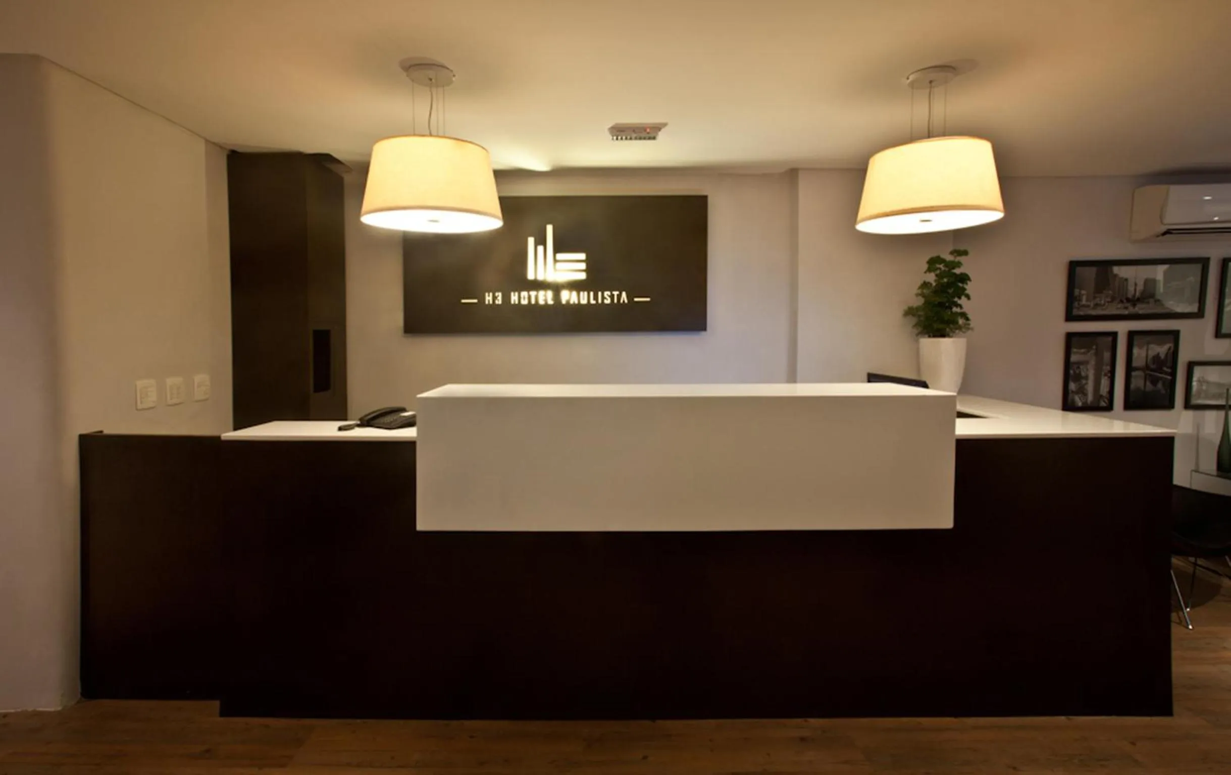 Lobby or reception in H3 Hotel Paulista