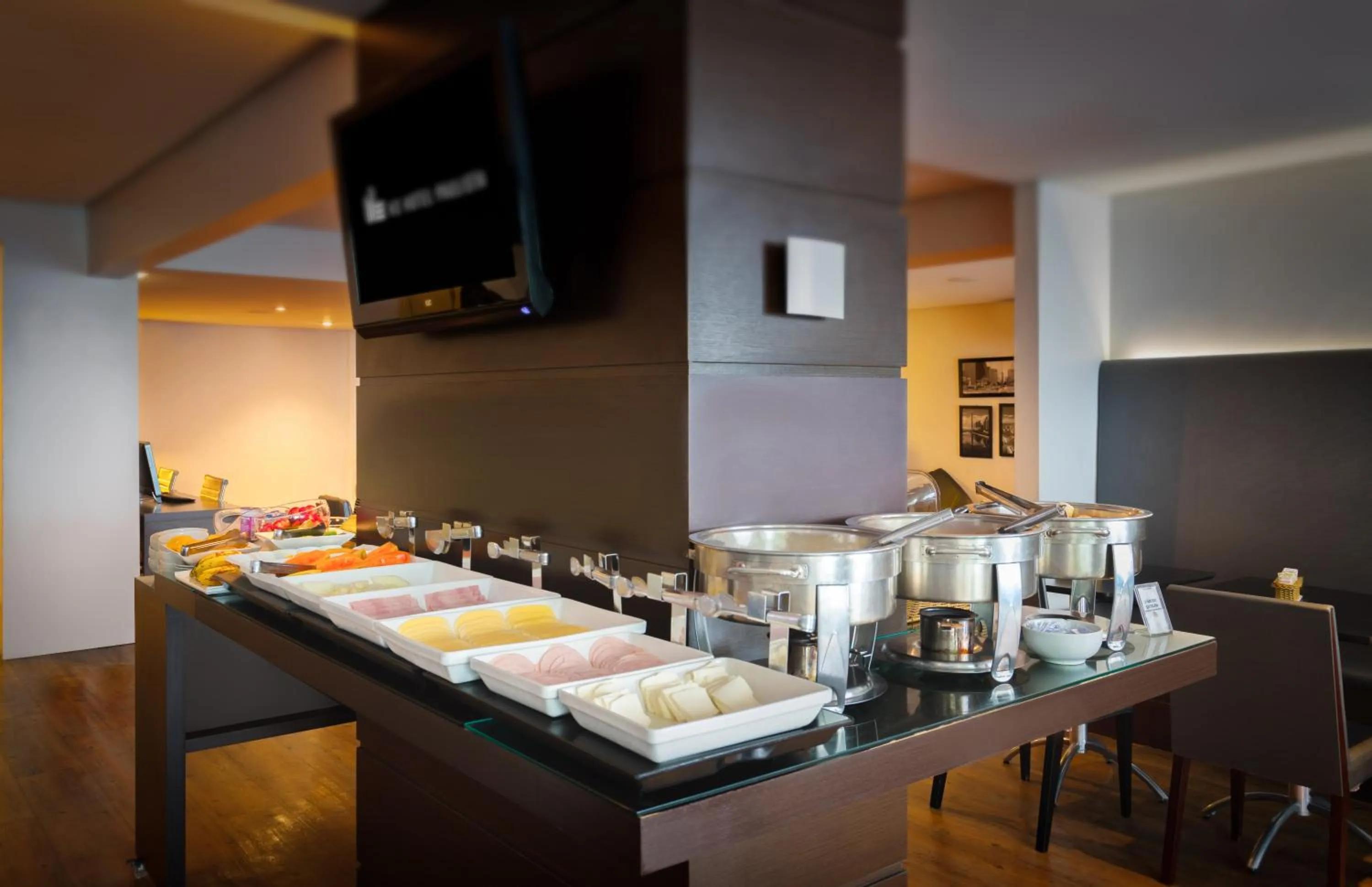 Buffet breakfast in H3 Hotel Paulista