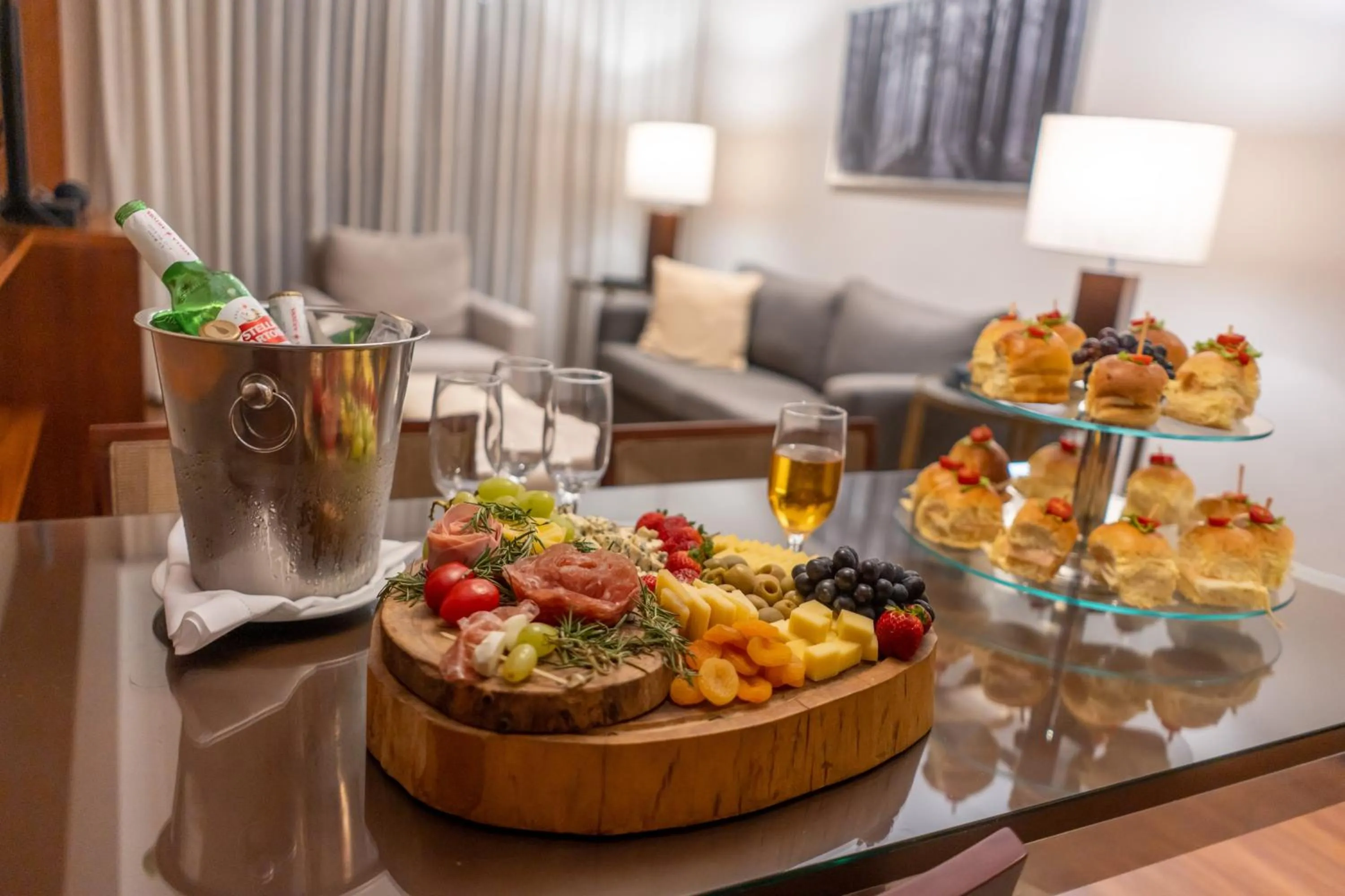 Food and drinks in George V Casa Branca