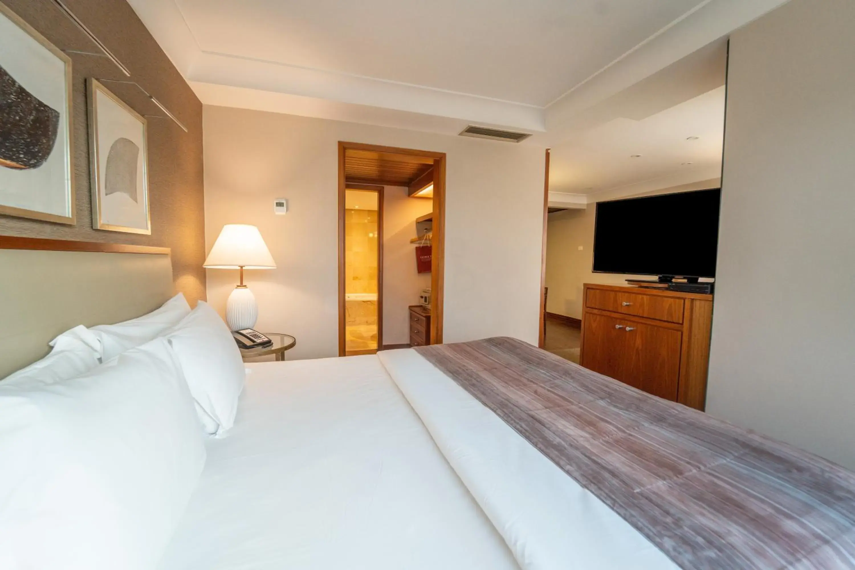 Luxury Double Suite in George V Alto De Pinheiros Luxury Double Suite in George V Alto De Pinheiros