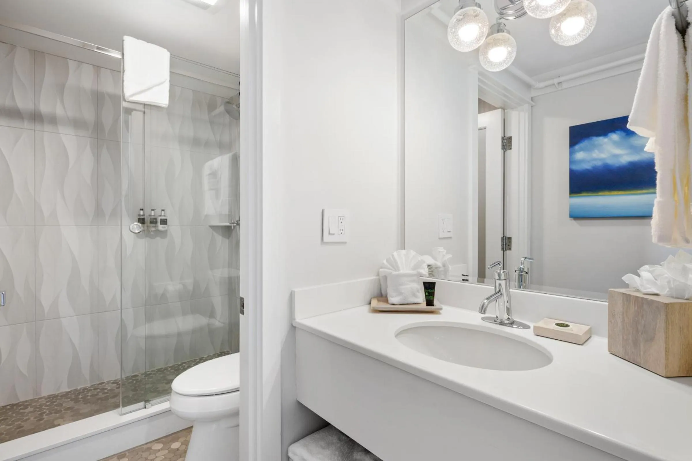 Bathroom in Pelham House Resort