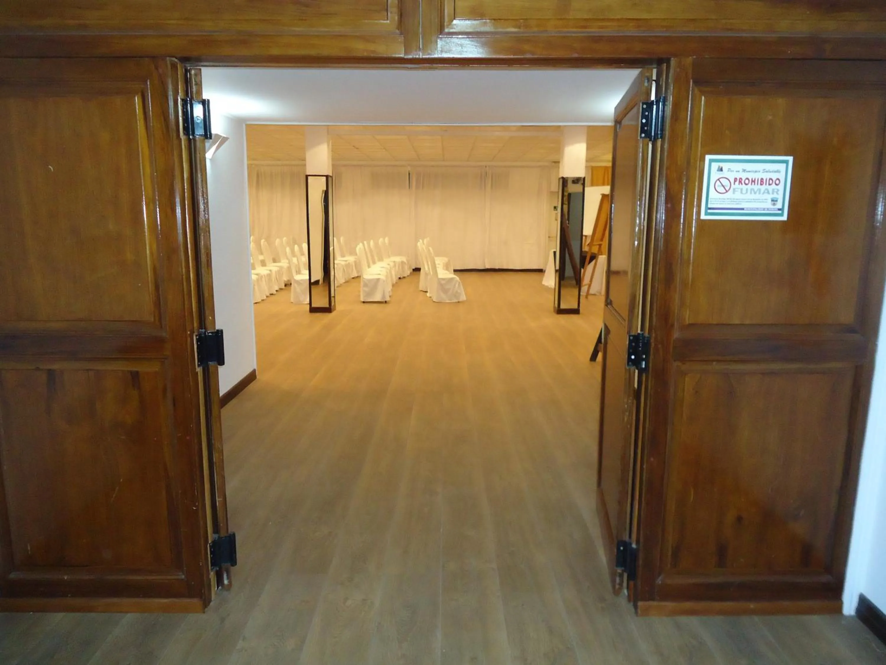 Business facilities in Hotel Tehuelche