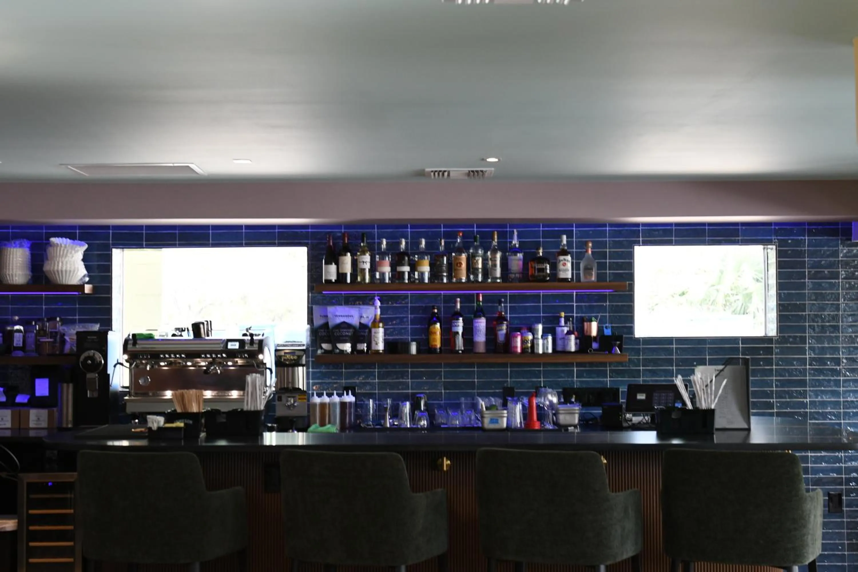 Lounge or bar in Gainesville Lodge