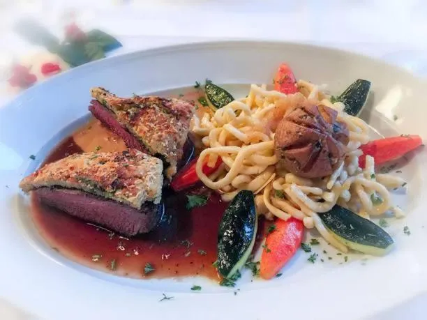 Dinner in Aparthotel Peerless Dine