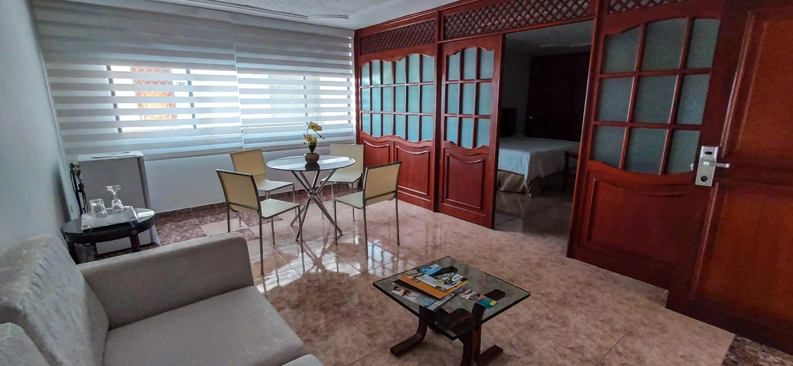 Seating area in Hotel Sicarare