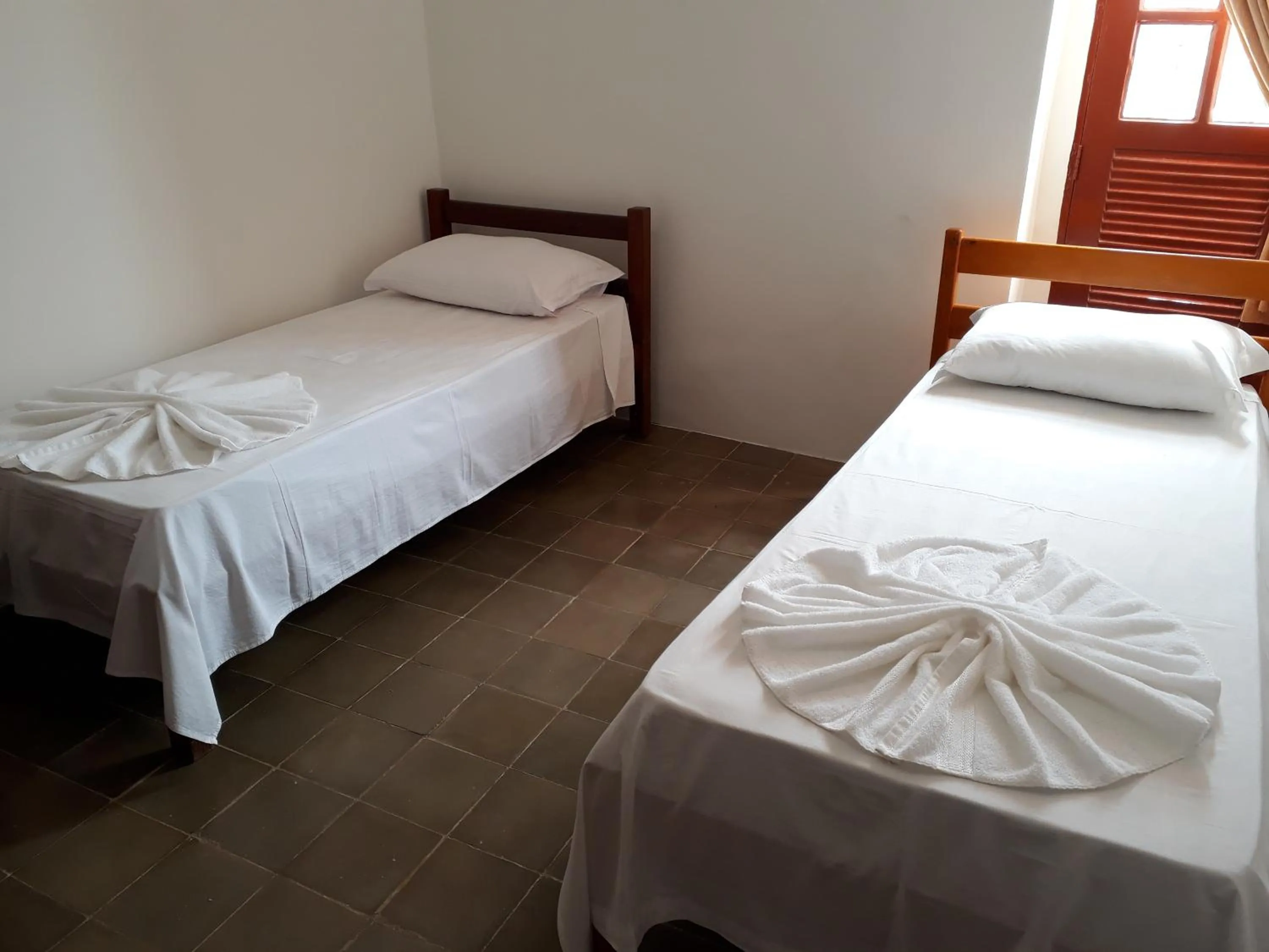 Photo of the whole room, Bed in Pousada Convento da Conceição