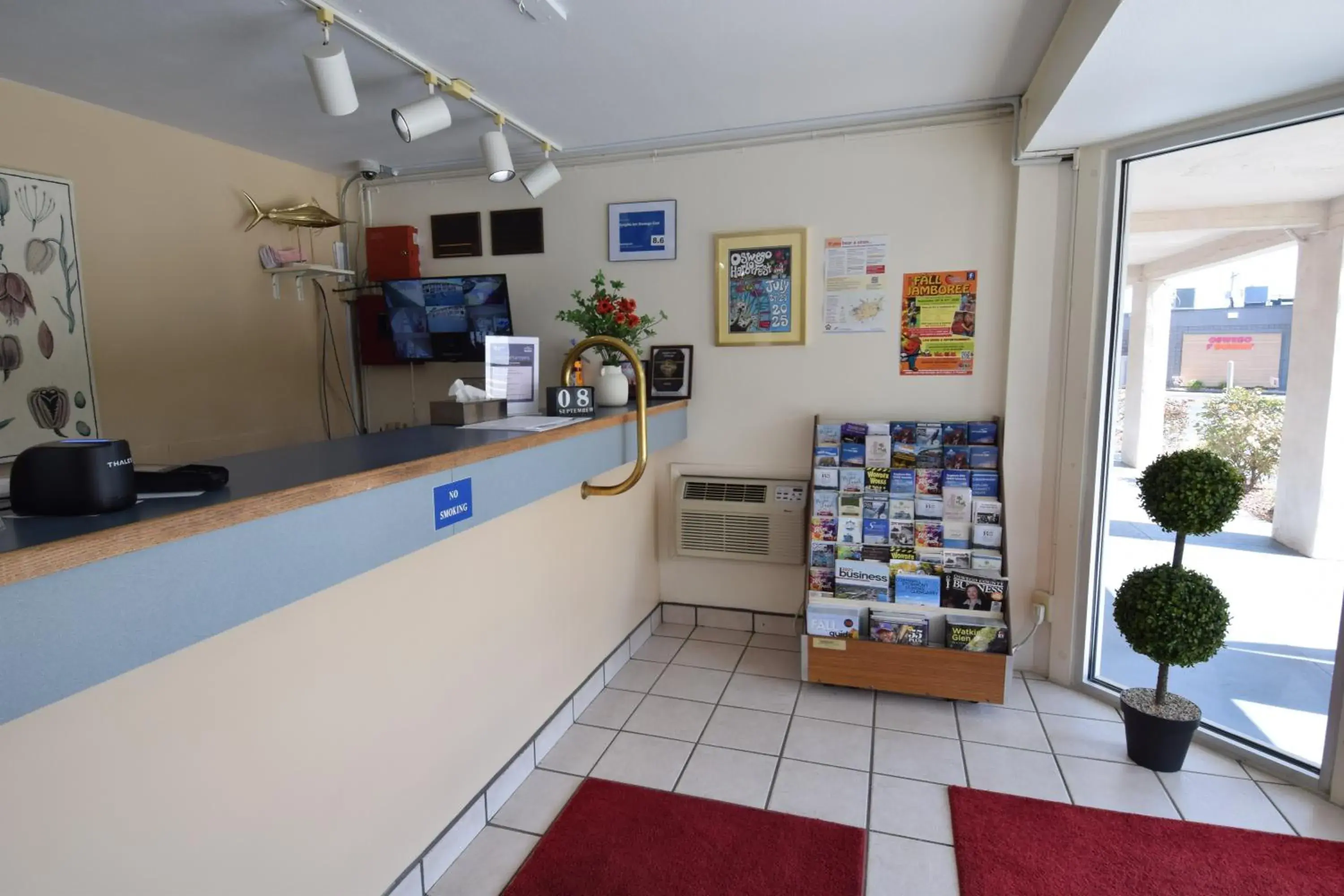 Lobby or reception in Knights Inn Oswego East Lobby or reception in Knights Inn Oswego East