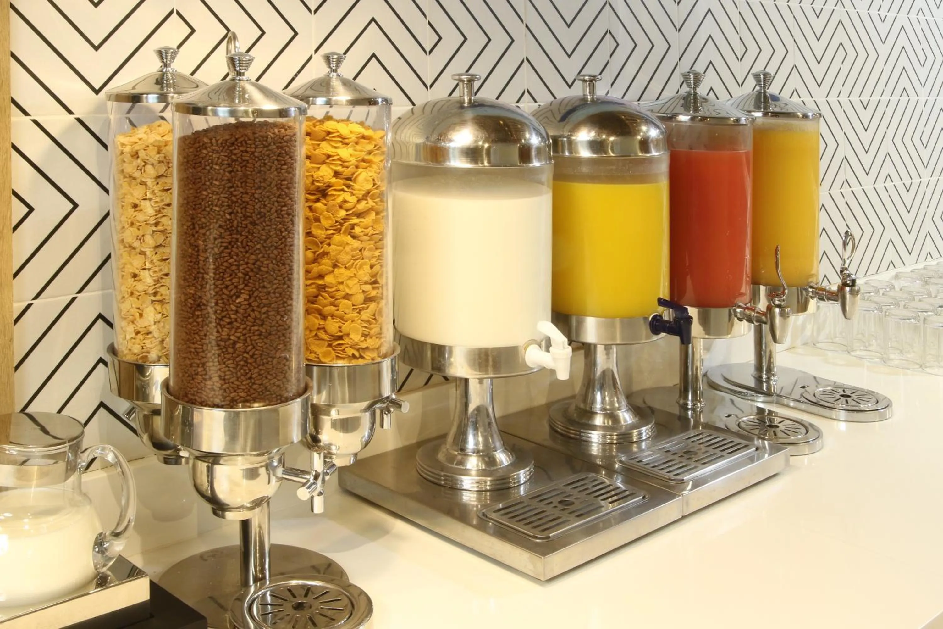 Food and drinks in Holiday Inn Express Torreon by IHG