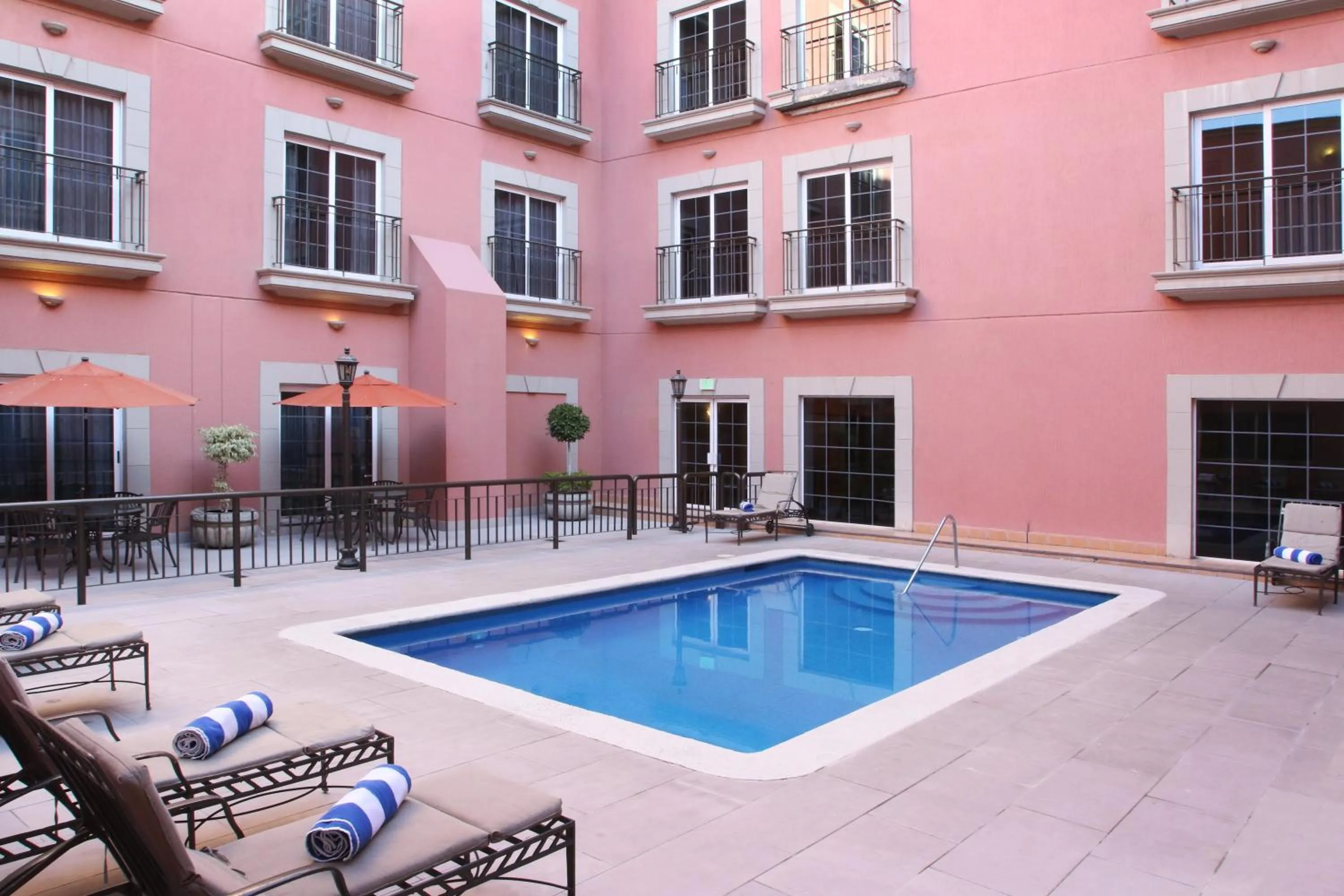 Property building in Holiday Inn Express Torreon by IHG