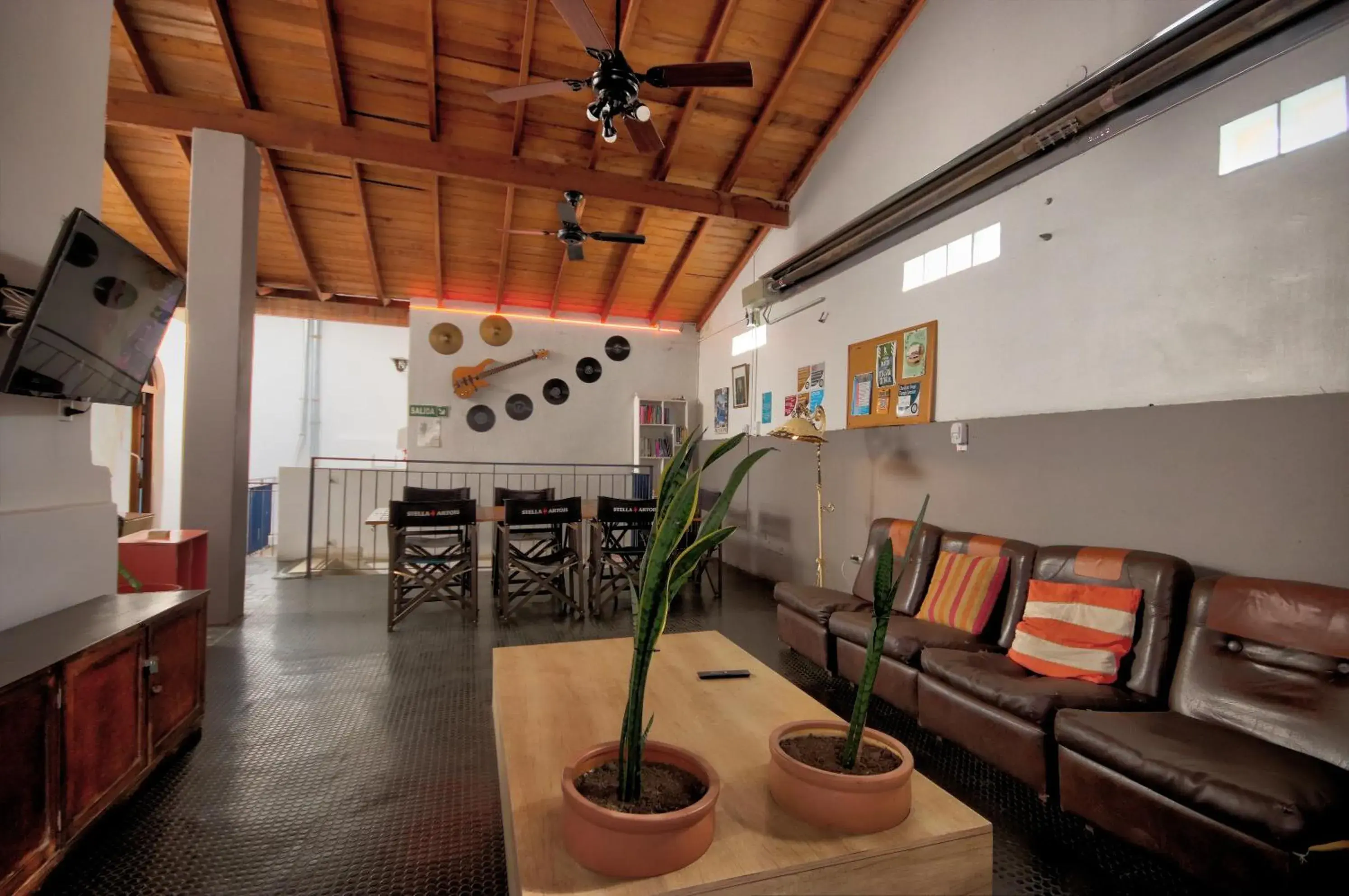 Communal lounge/ TV room in Play Hostel Soho Communal lounge/ TV room in Play Hostel Soho