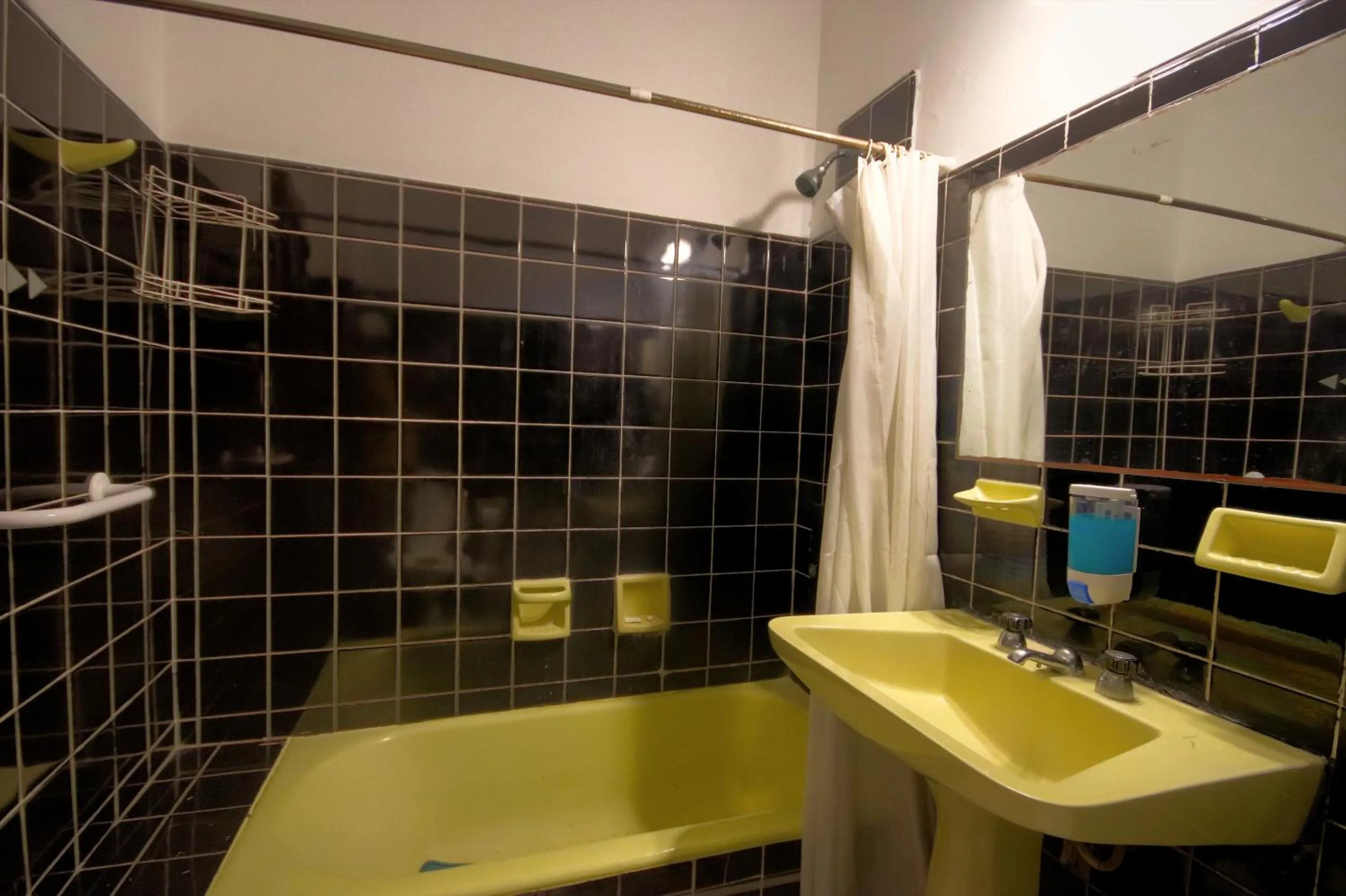 Bathroom in Play Hostel Soho