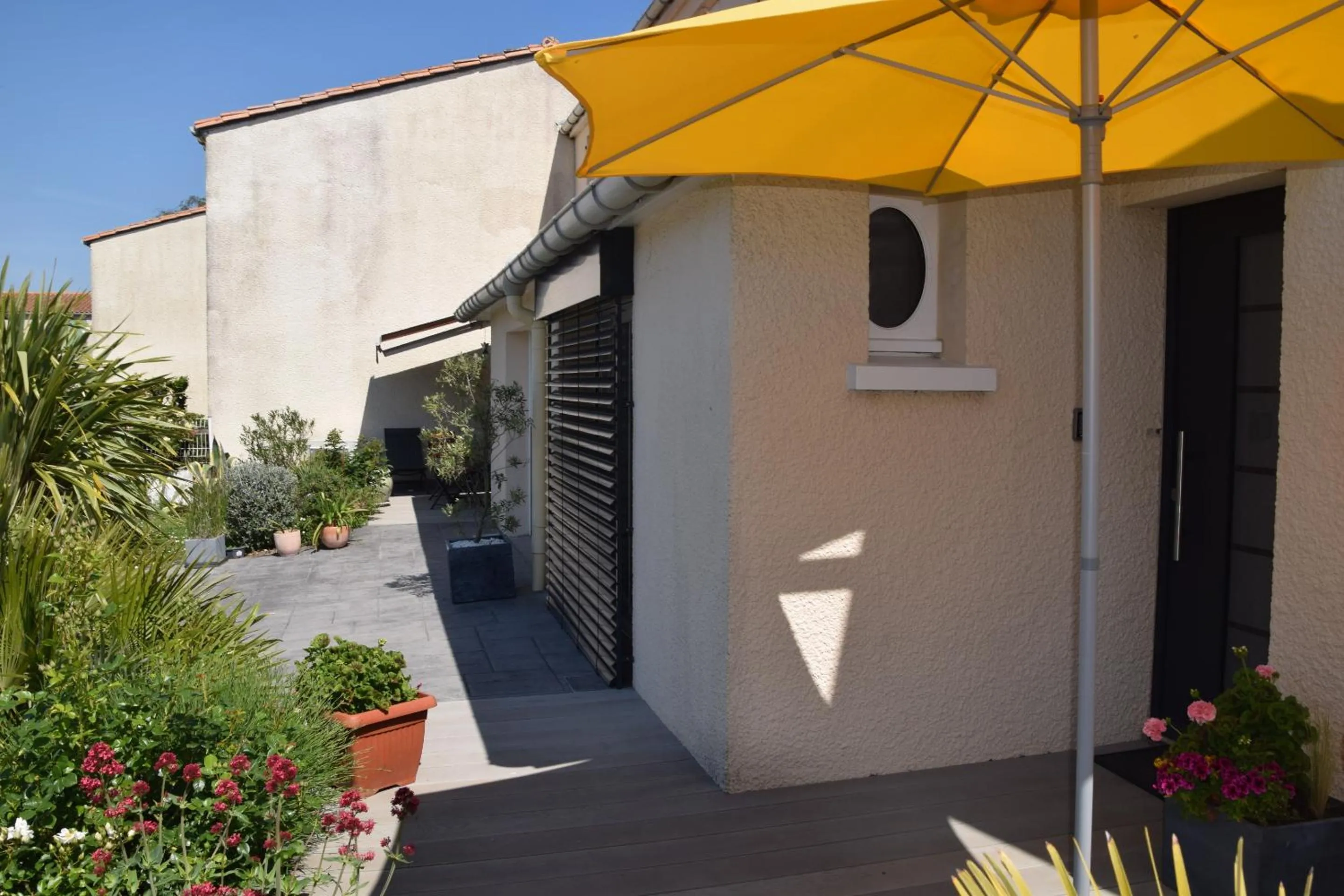 Garden in La villa 13&15