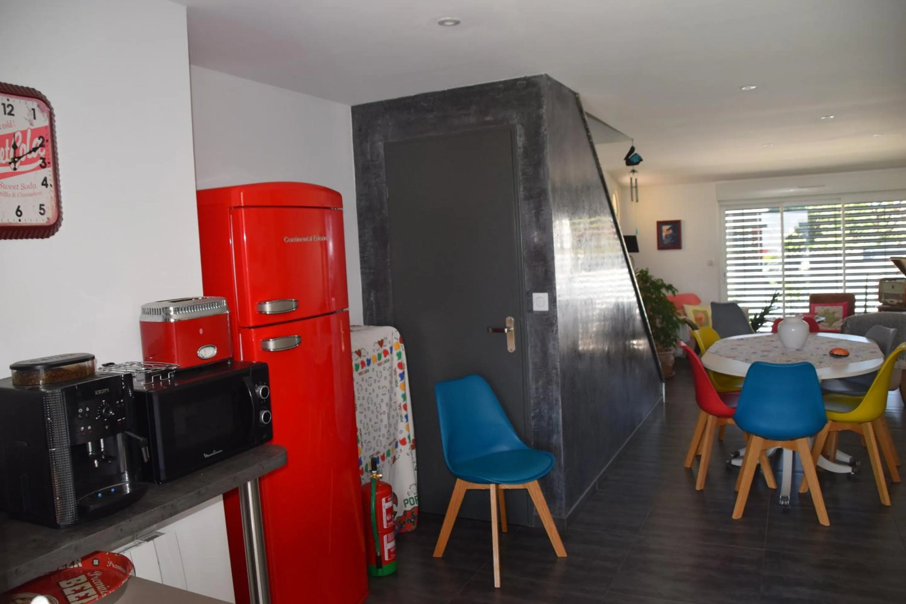 Kitchen or kitchenette in La villa 13&15