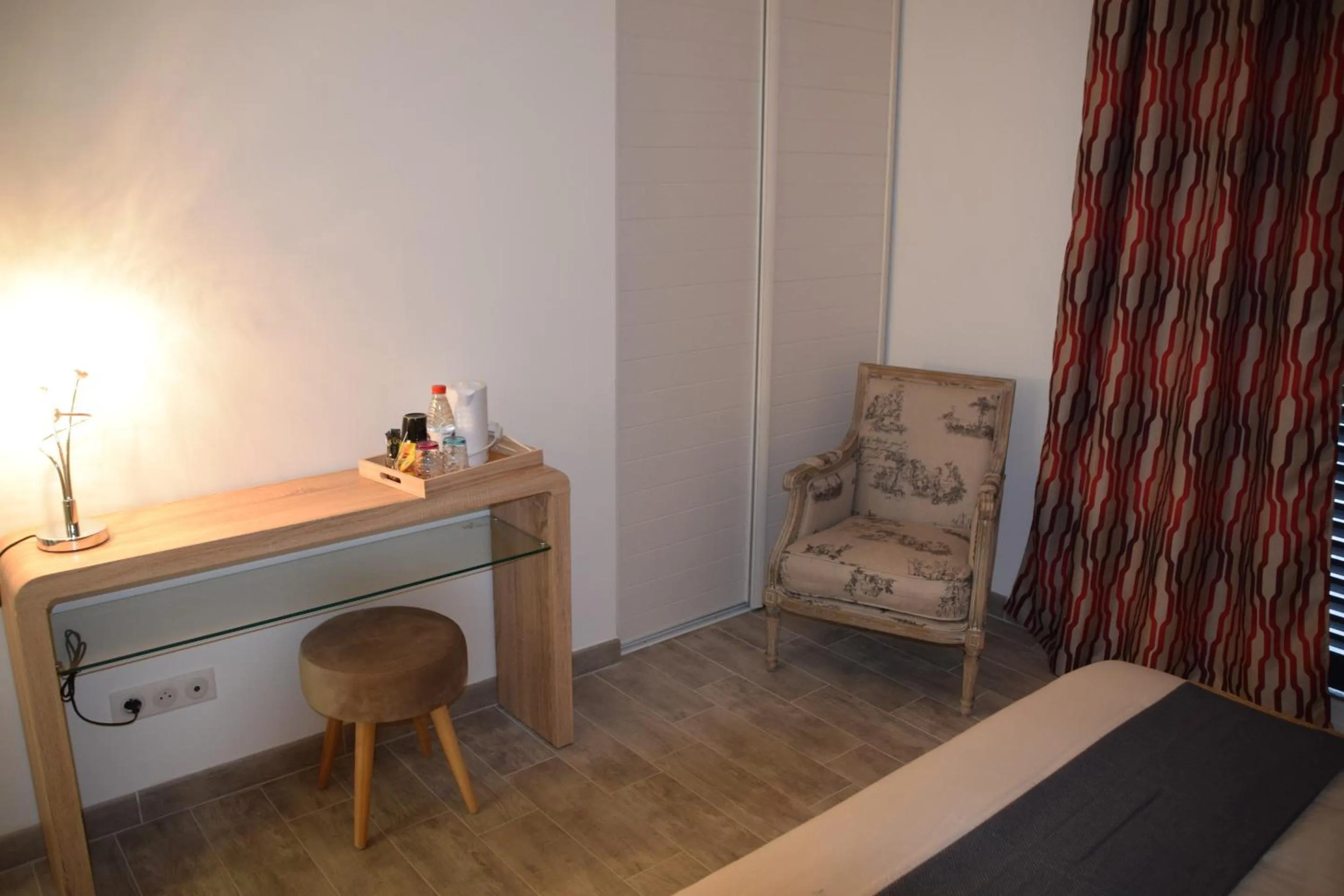 Bedroom, Bed in La villa 13&15