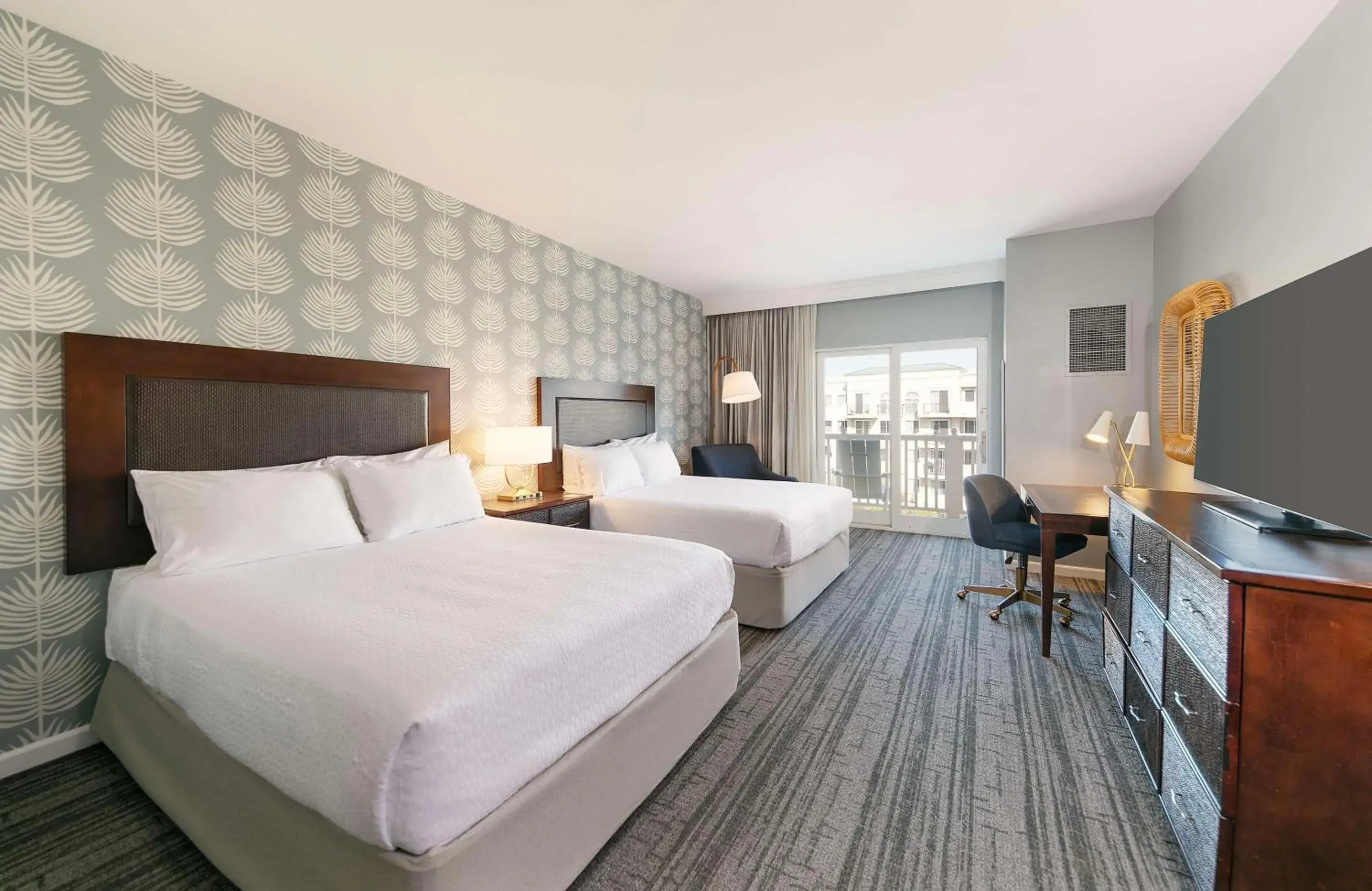 Queen Room with Two Queen Beds in Jamaica Bay Inn Marina Del Rey Tapestry Collection by Hilton Queen Room with Two Queen Beds in Jamaica Bay Inn Marina Del Rey Tapestry Collection by Hilton