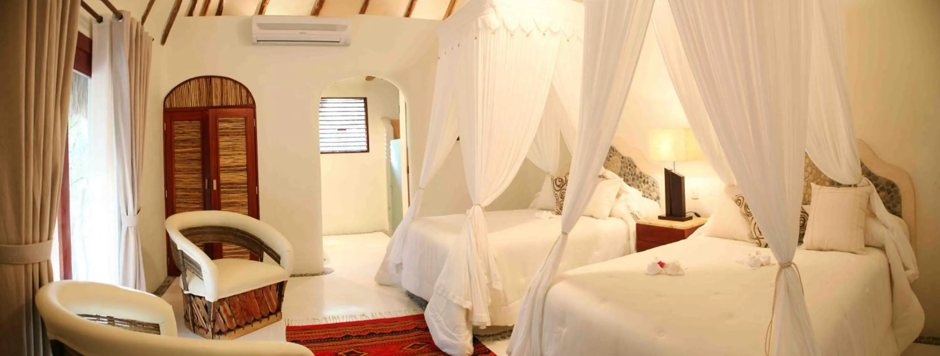 Bedroom, Bed in Hotel Okaan