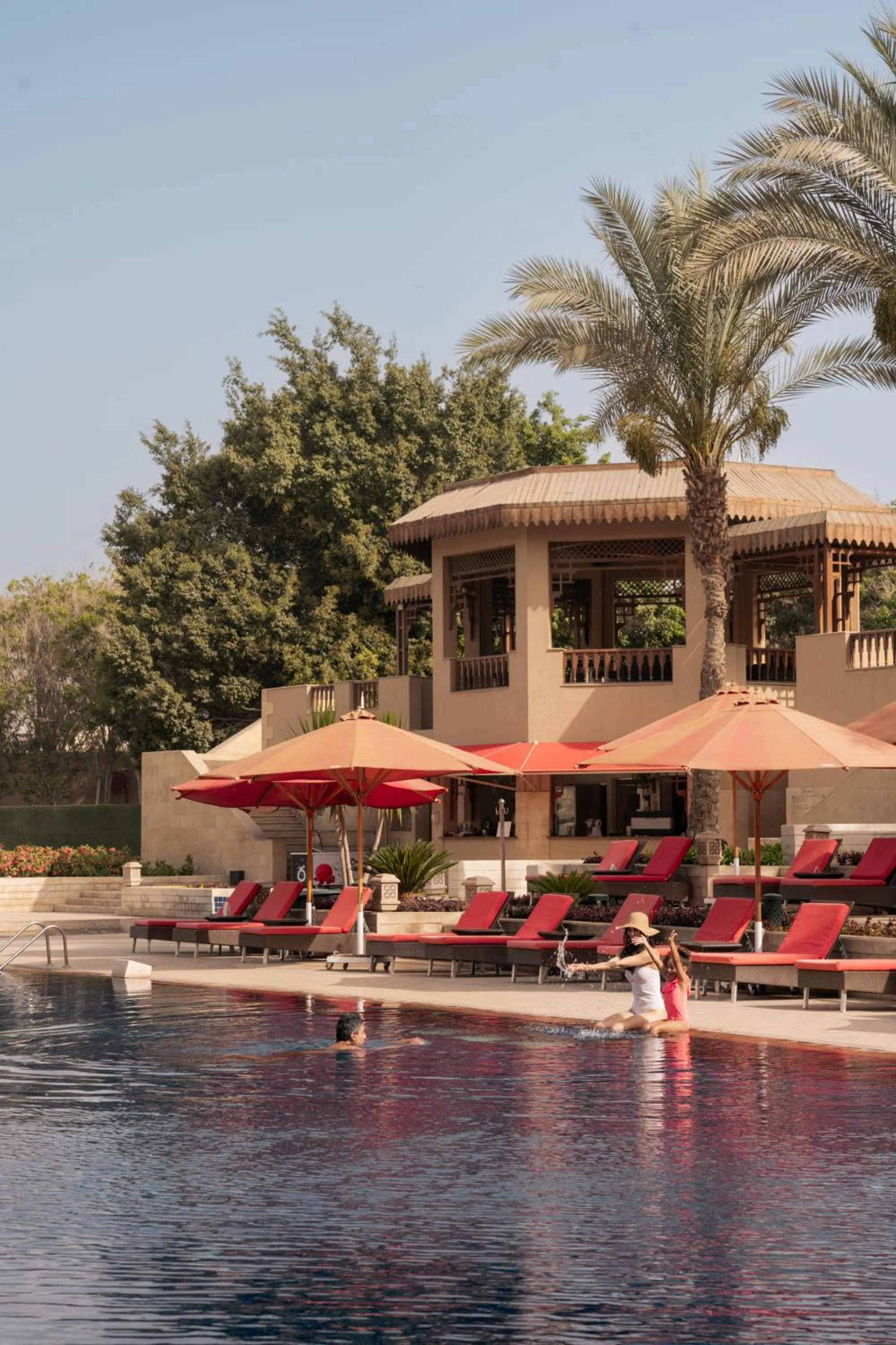 Swimming pool in Marriott Mena House, Cairo