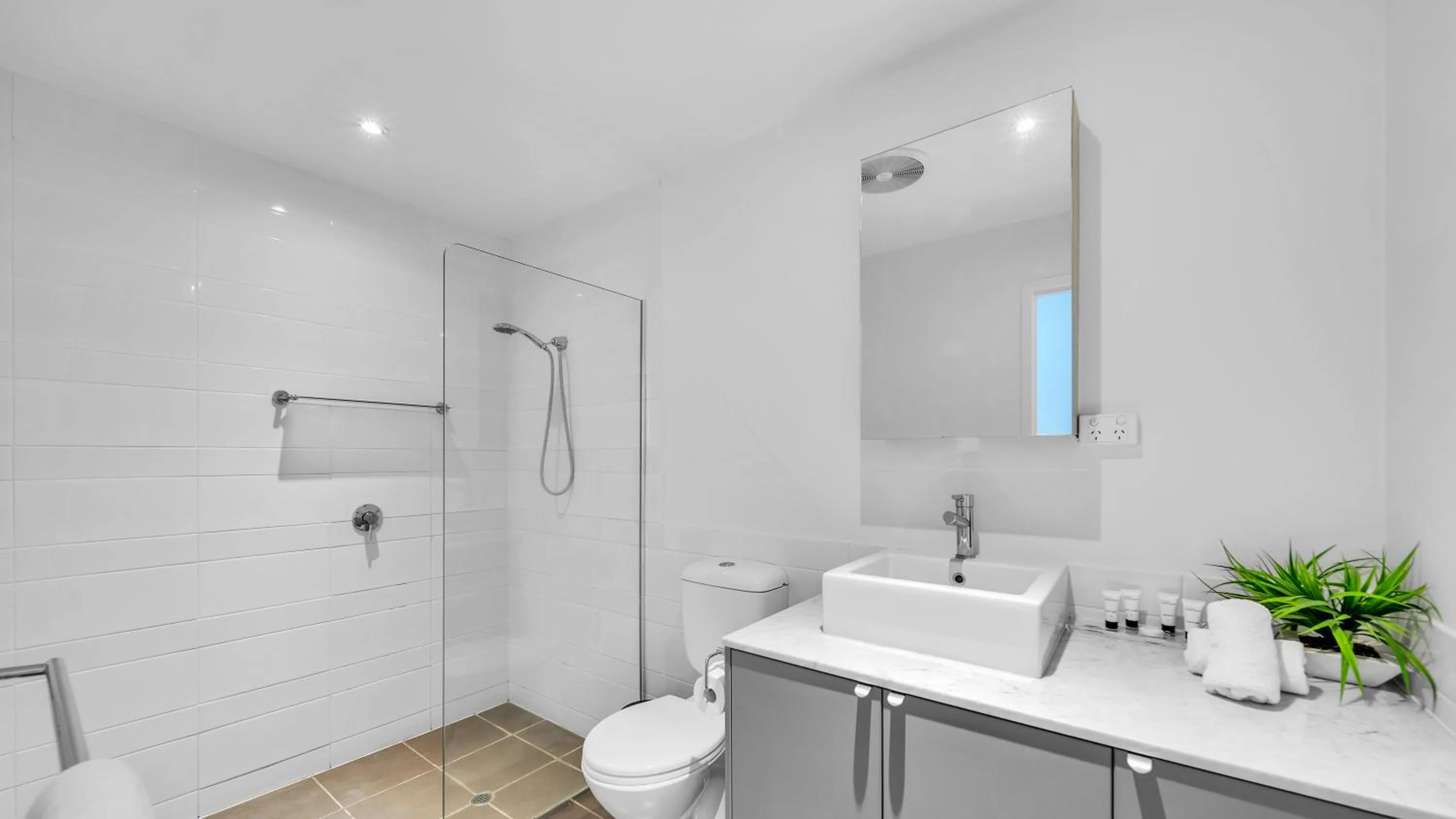 Bathroom in Whitsunday Reflections