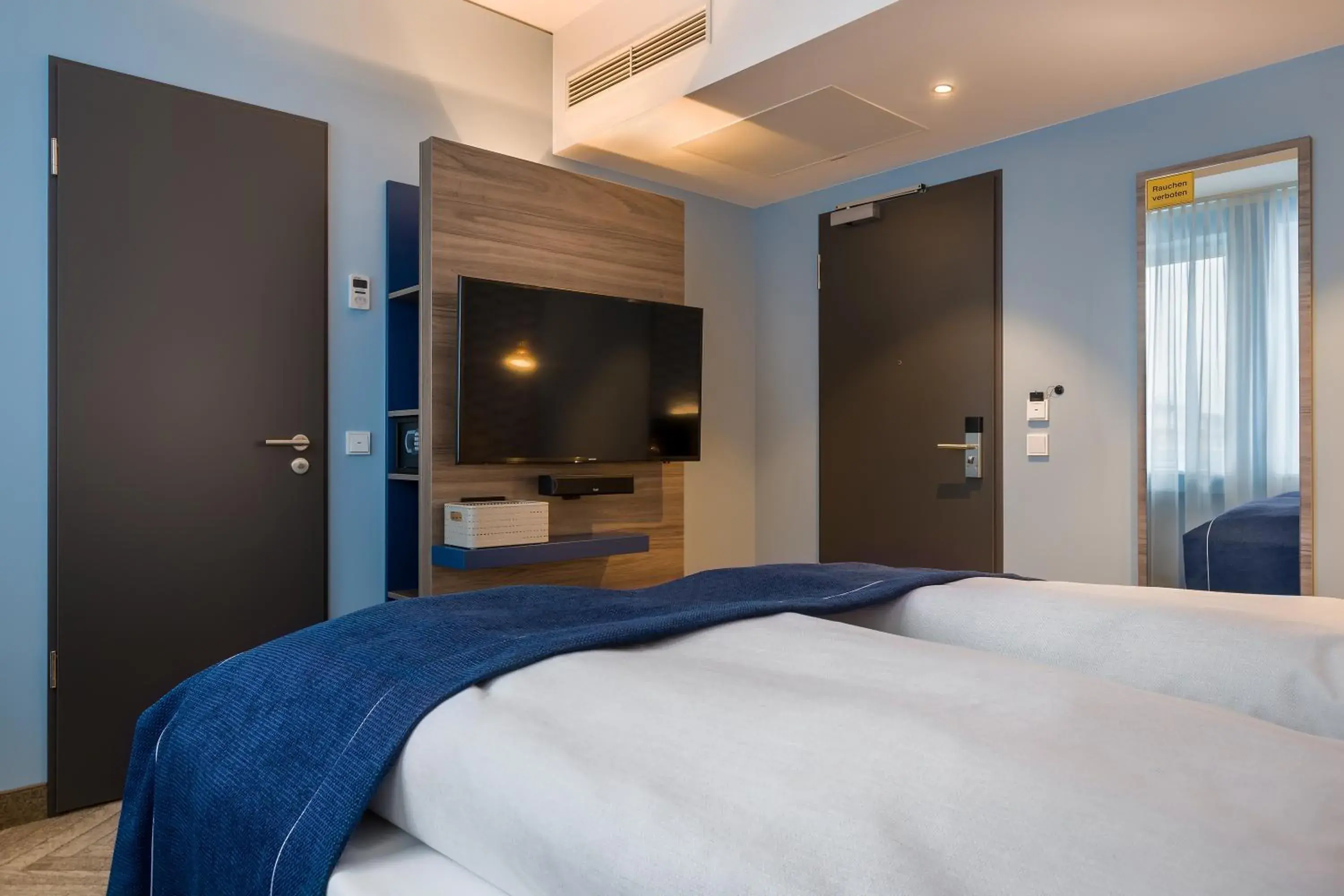 Bed in Holiday Inn - the niu, Welly Kiel by IHG Bed in Holiday Inn - the niu, Welly Kiel by IHG