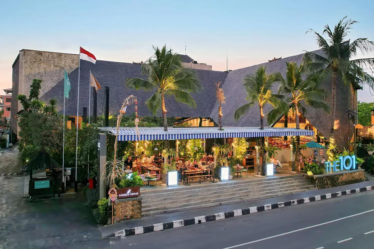 Facade/entrance in THE 1O1 Bali Oasis Sanur Facade/entrance in THE 1O1 Bali Oasis Sanur