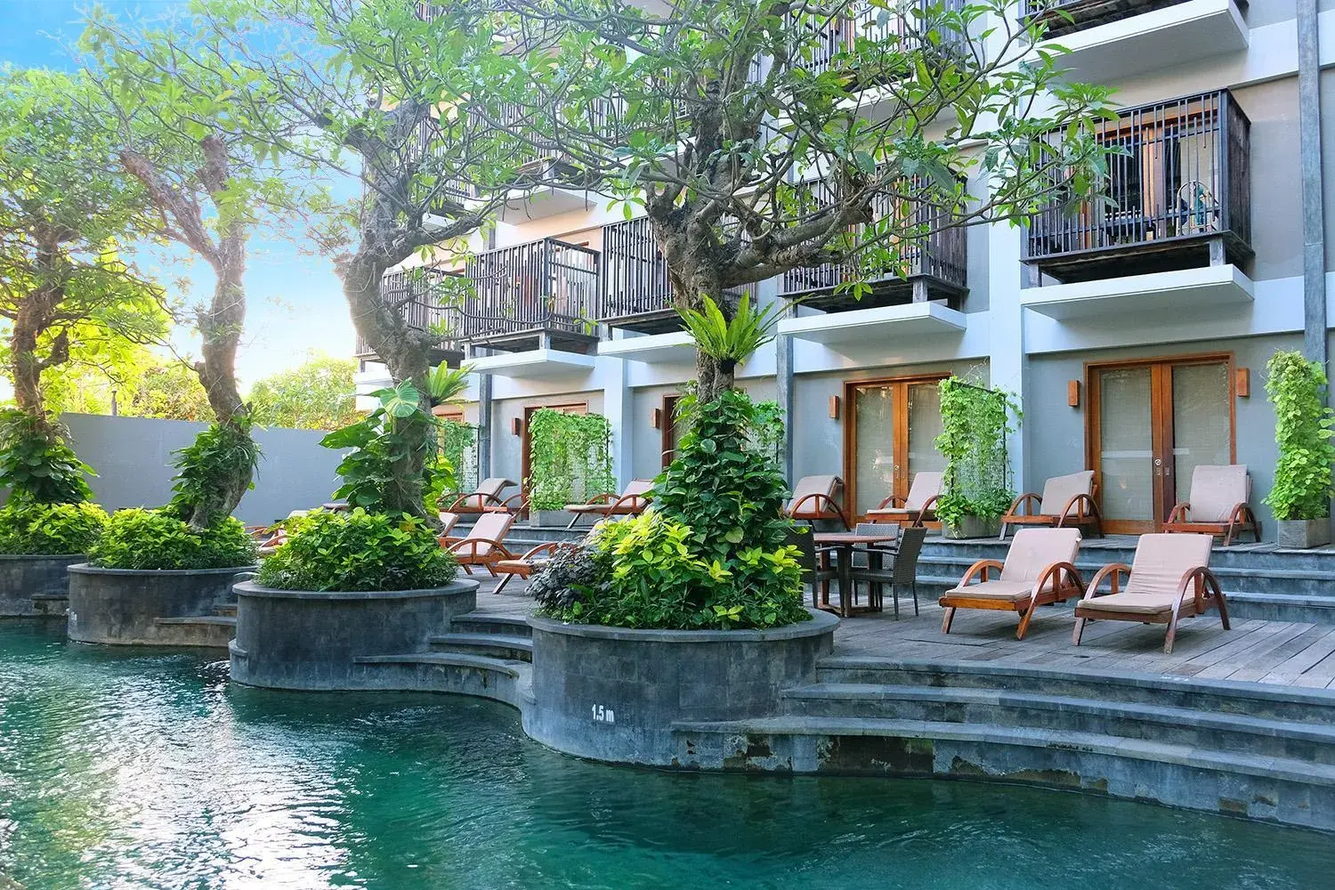 Pool view in THE 1O1 Bali Oasis Sanur Pool view in THE 1O1 Bali Oasis Sanur