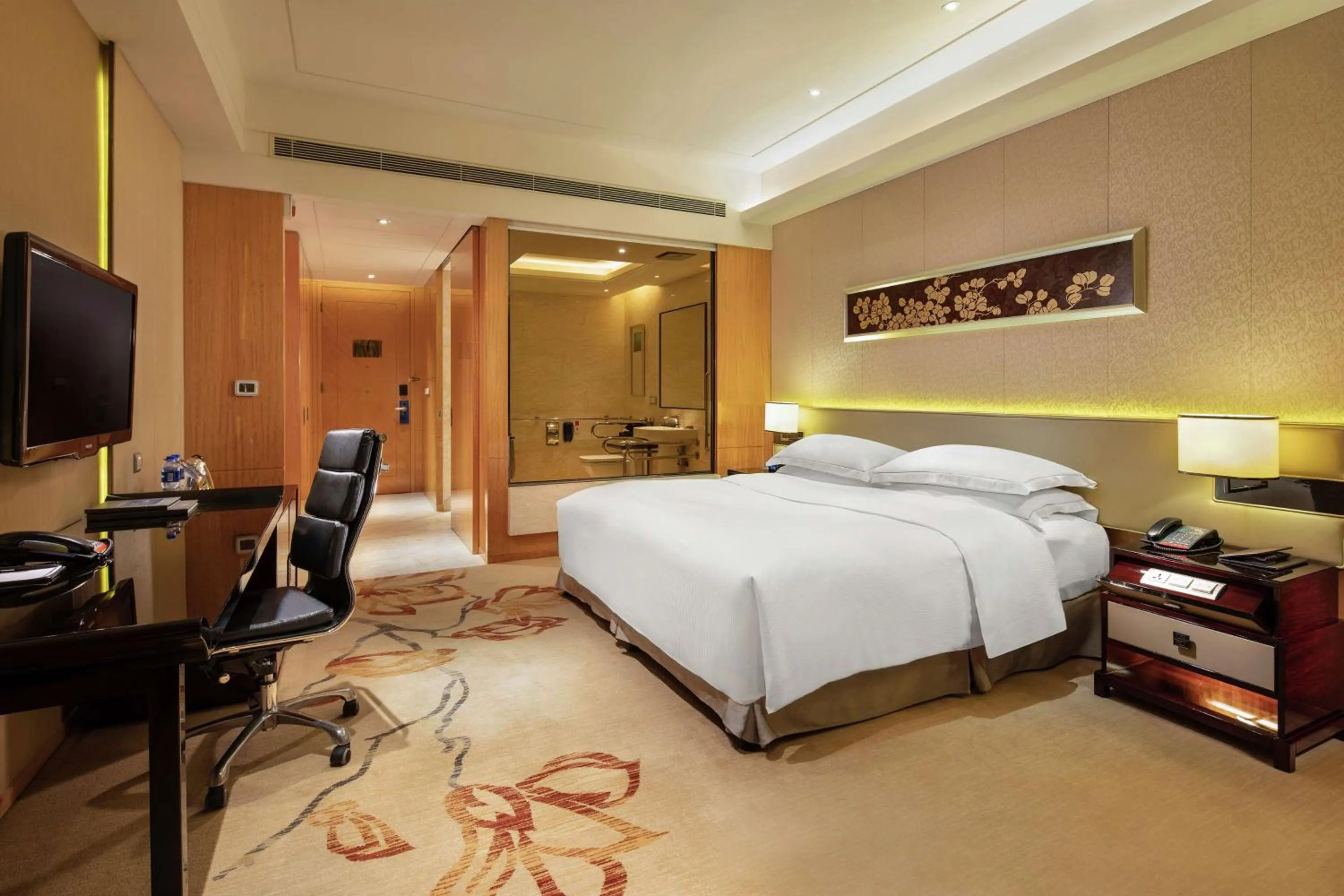 Bedroom, Bed in Hilton Guangzhou Baiyun - Canton Fair Free Shuttle Bus
