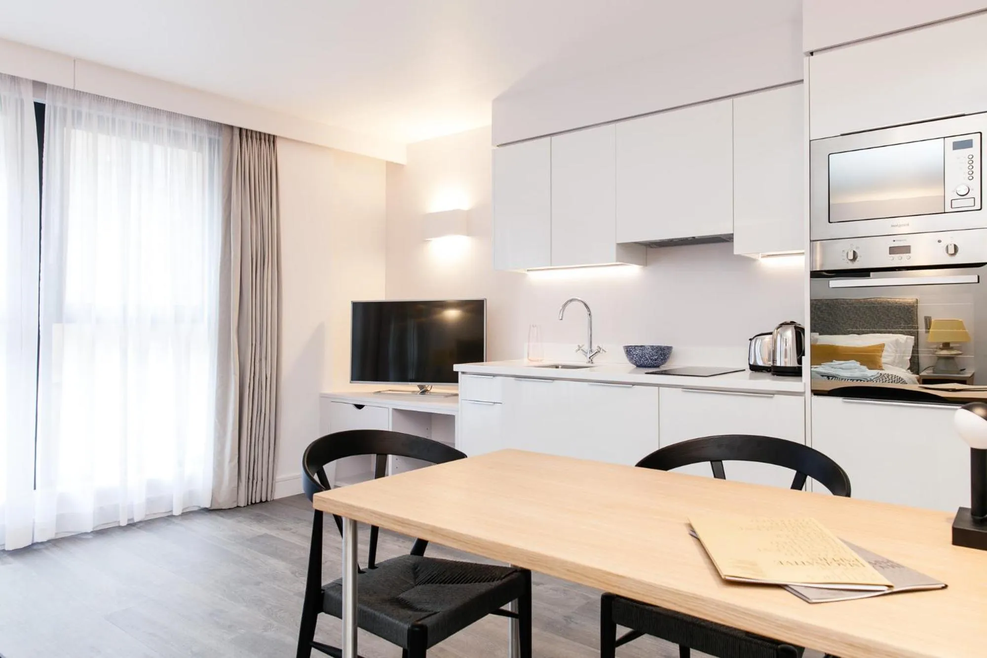 Dining area in Rockwell East-Tower Bridge