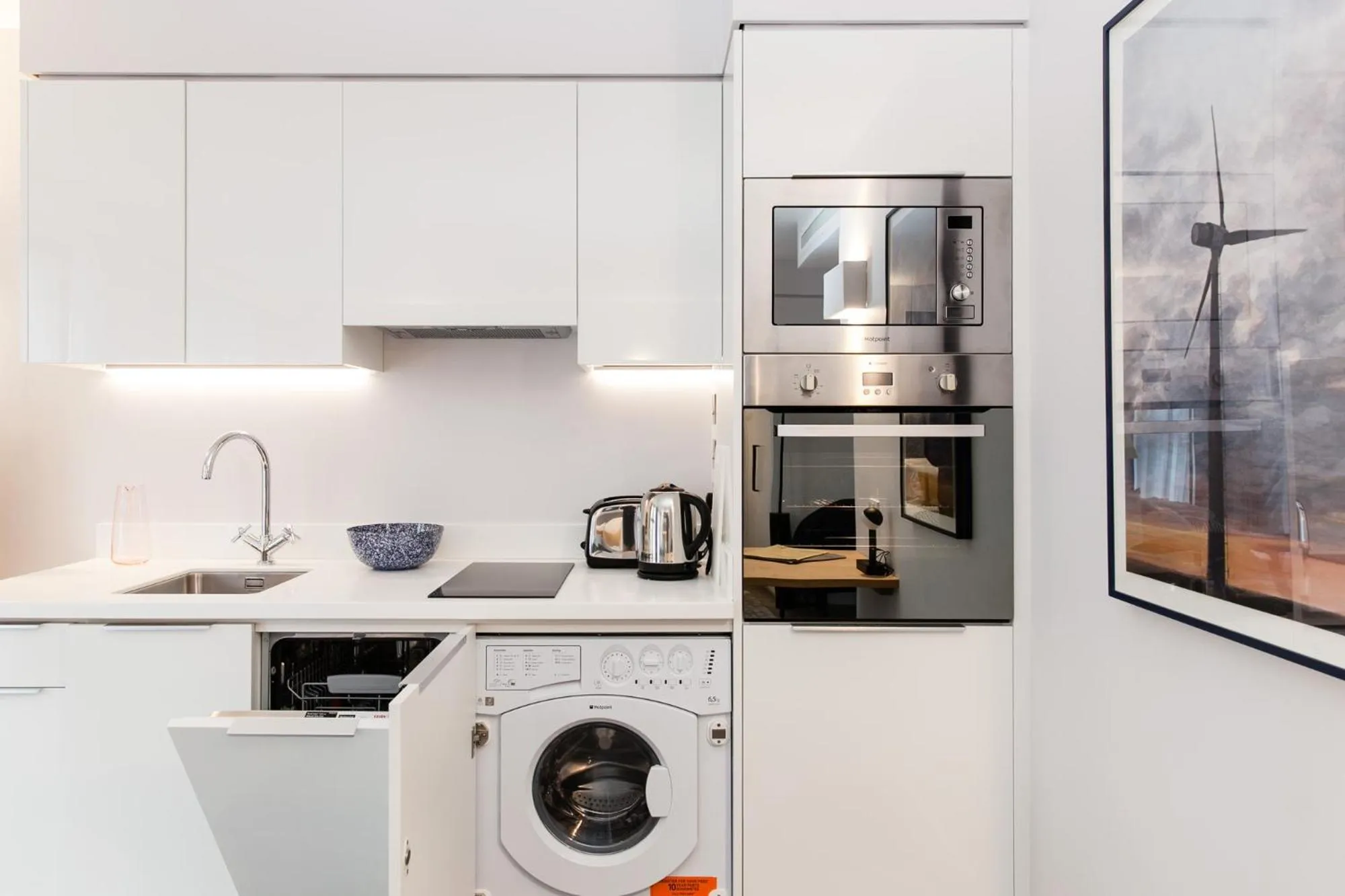 Kitchen or kitchenette in Rockwell East-Tower Bridge