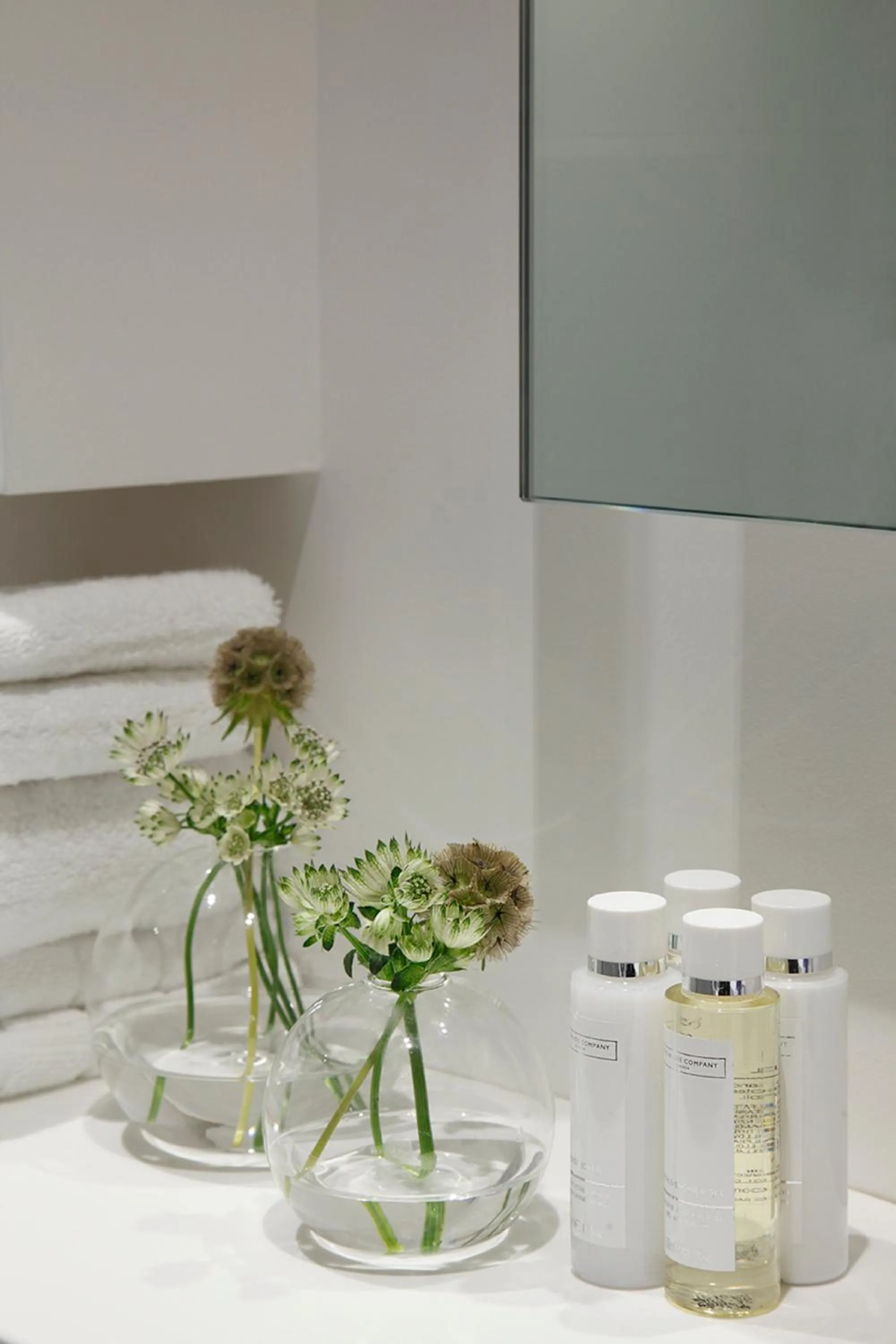 Bathroom in Rockwell East-Tower Bridge