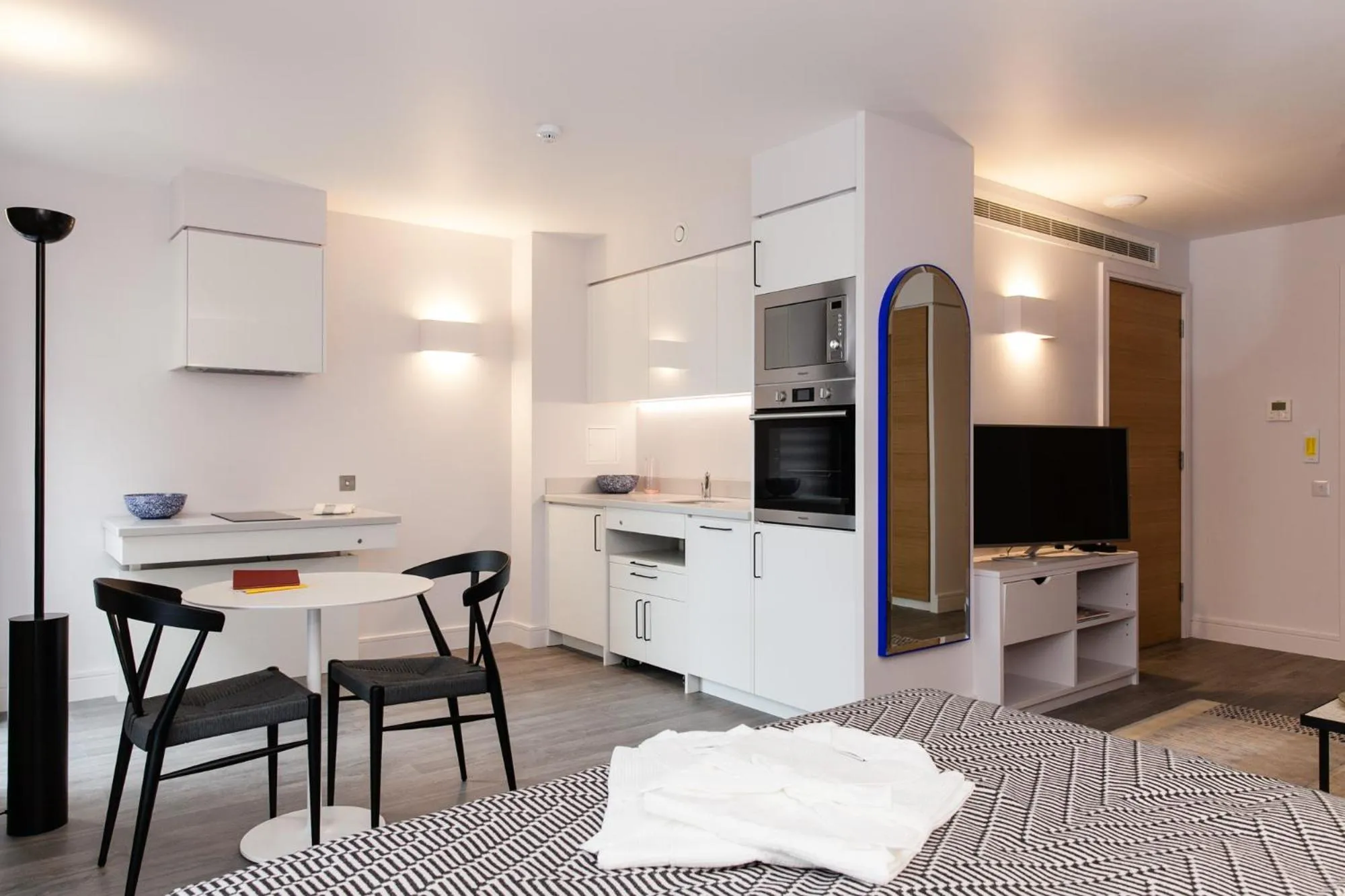 Bedroom in Rockwell East-Tower Bridge