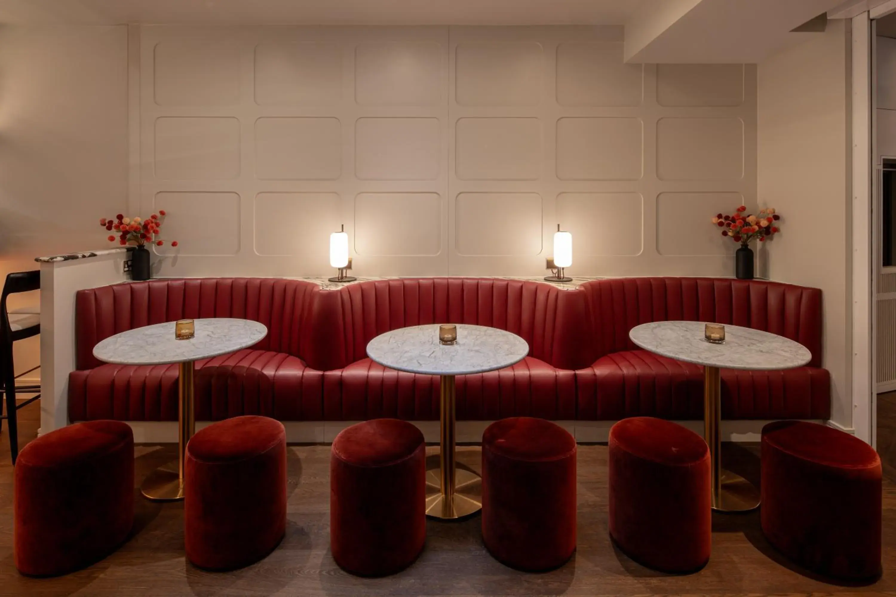 Lounge or bar in Rockwell East-Tower Bridge Lounge or bar in Rockwell East-Tower Bridge
