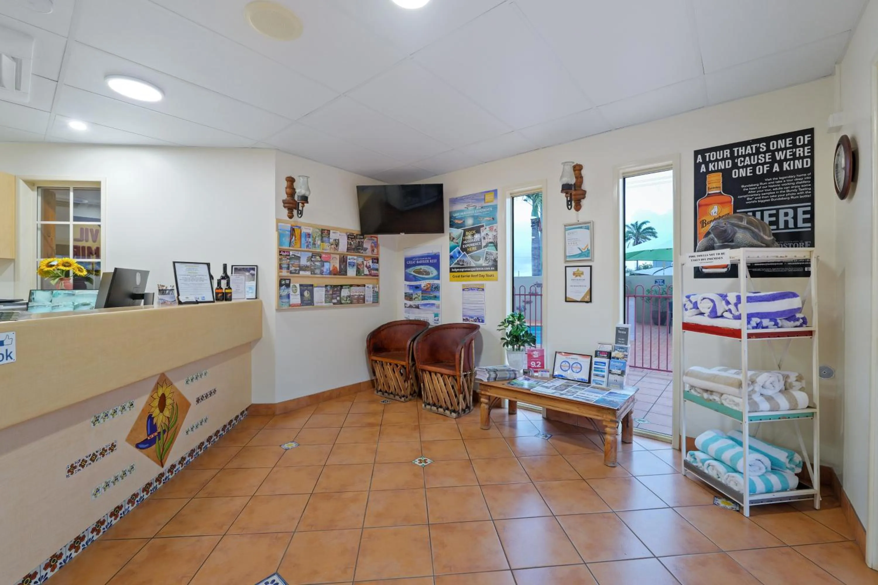 Lobby or reception in Villa Mirasol Motor Inn