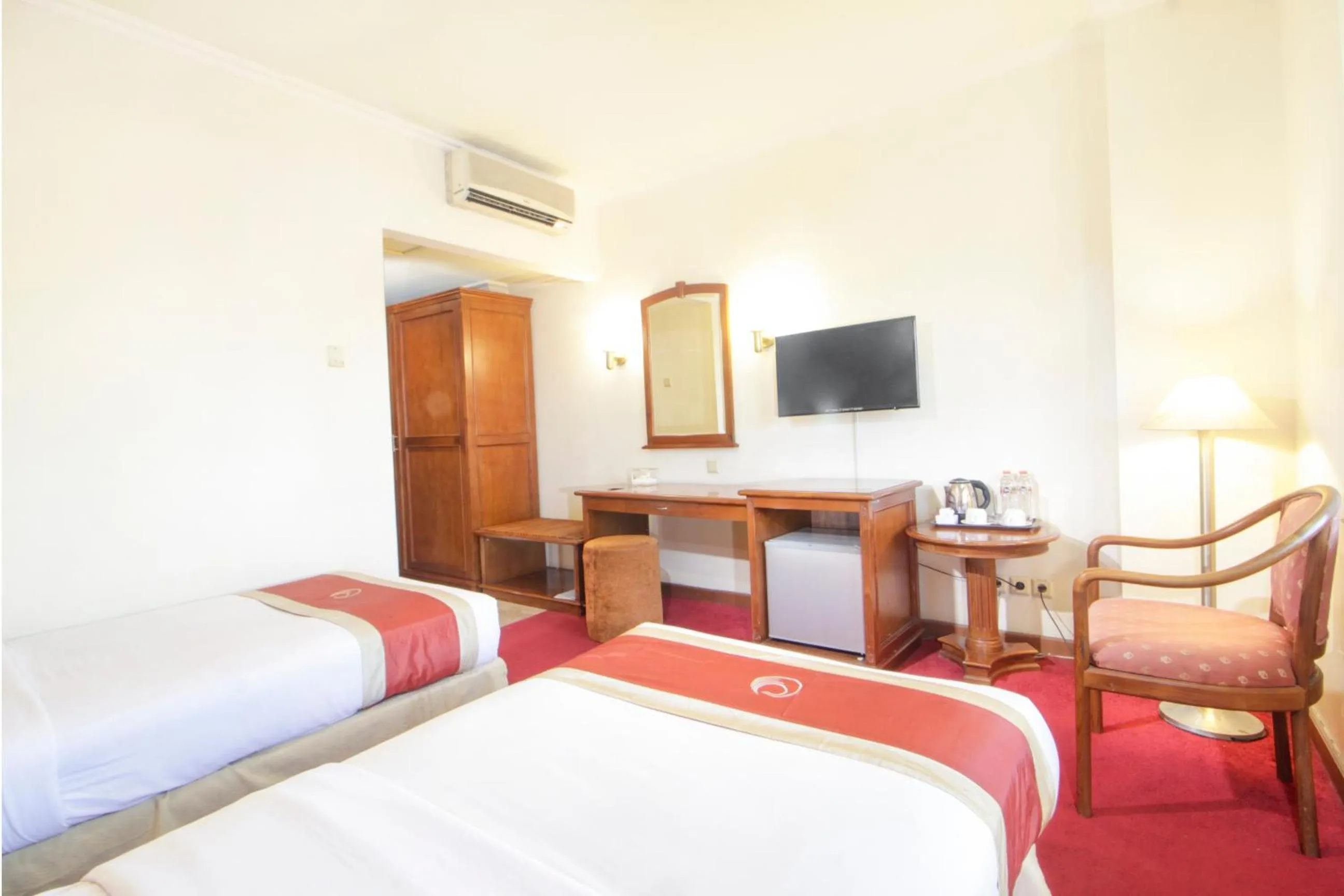 Bed in Hotel Bisanta Bidakara Tunjungan