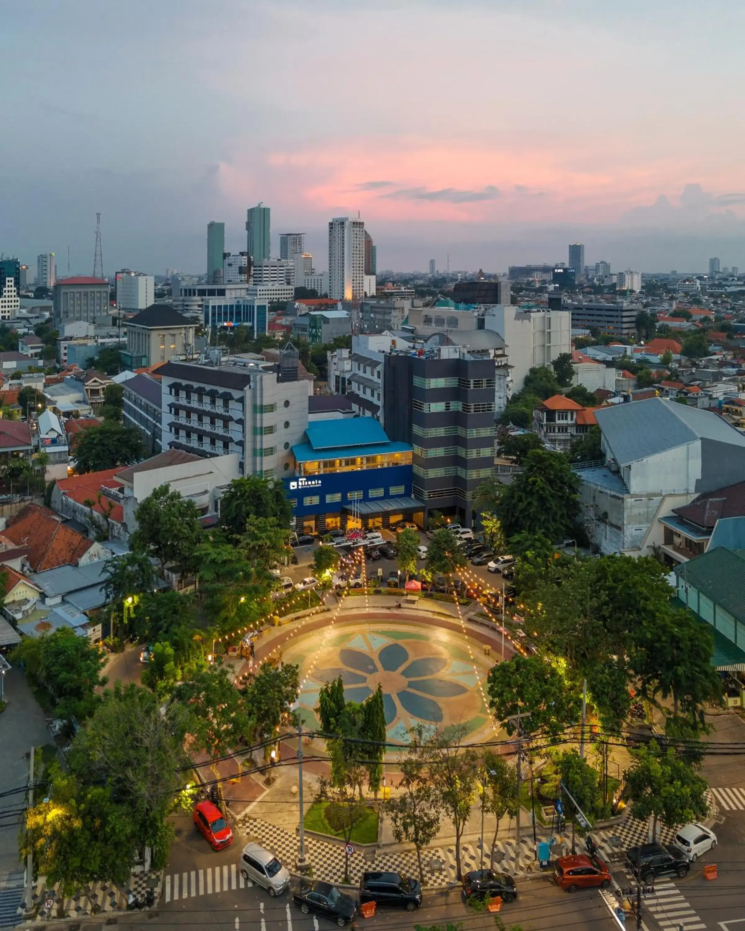 Property building in Hotel Bisanta Bidakara Tunjungan Property building in Hotel Bisanta Bidakara Tunjungan